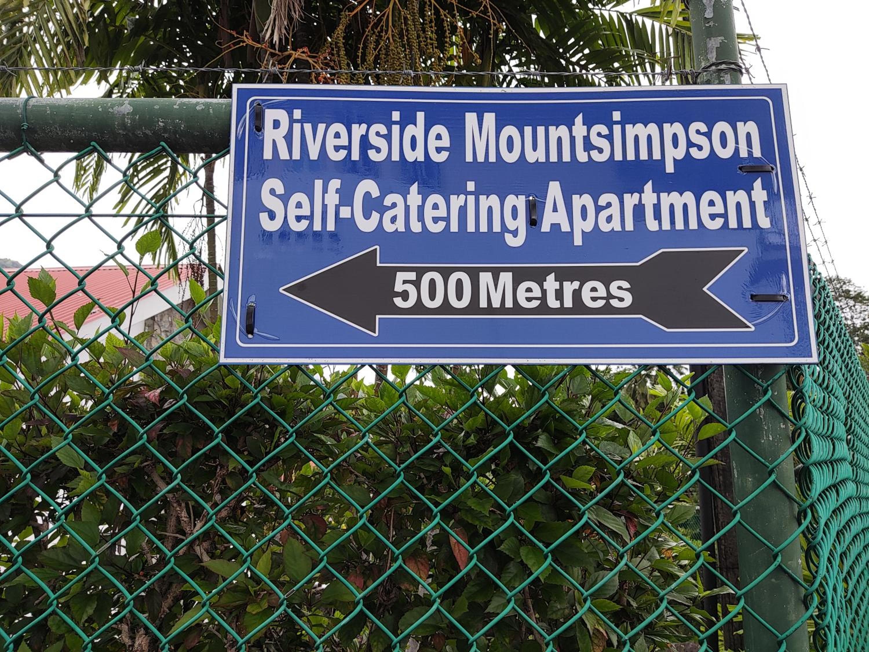 Mount Simpson 2-Beds Sleeps 4 5 mins to Beach