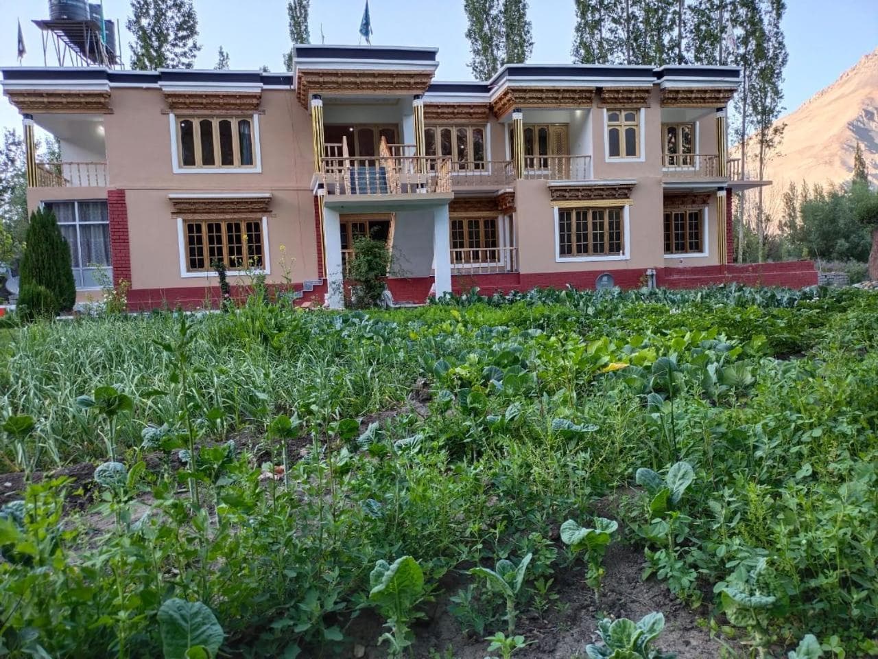 LA-TSAS GUEST HOUSE