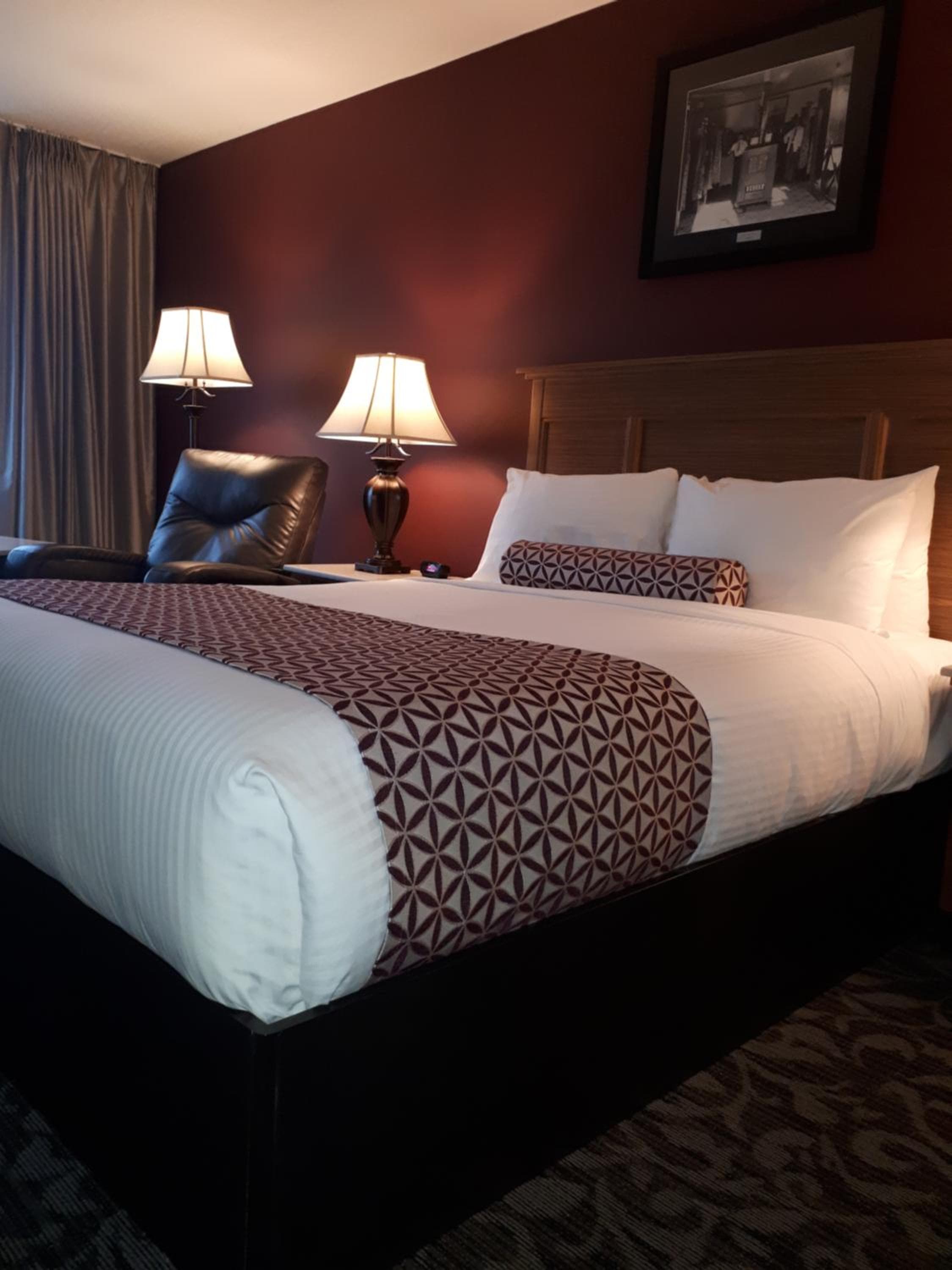 The Royal Anne Hotel