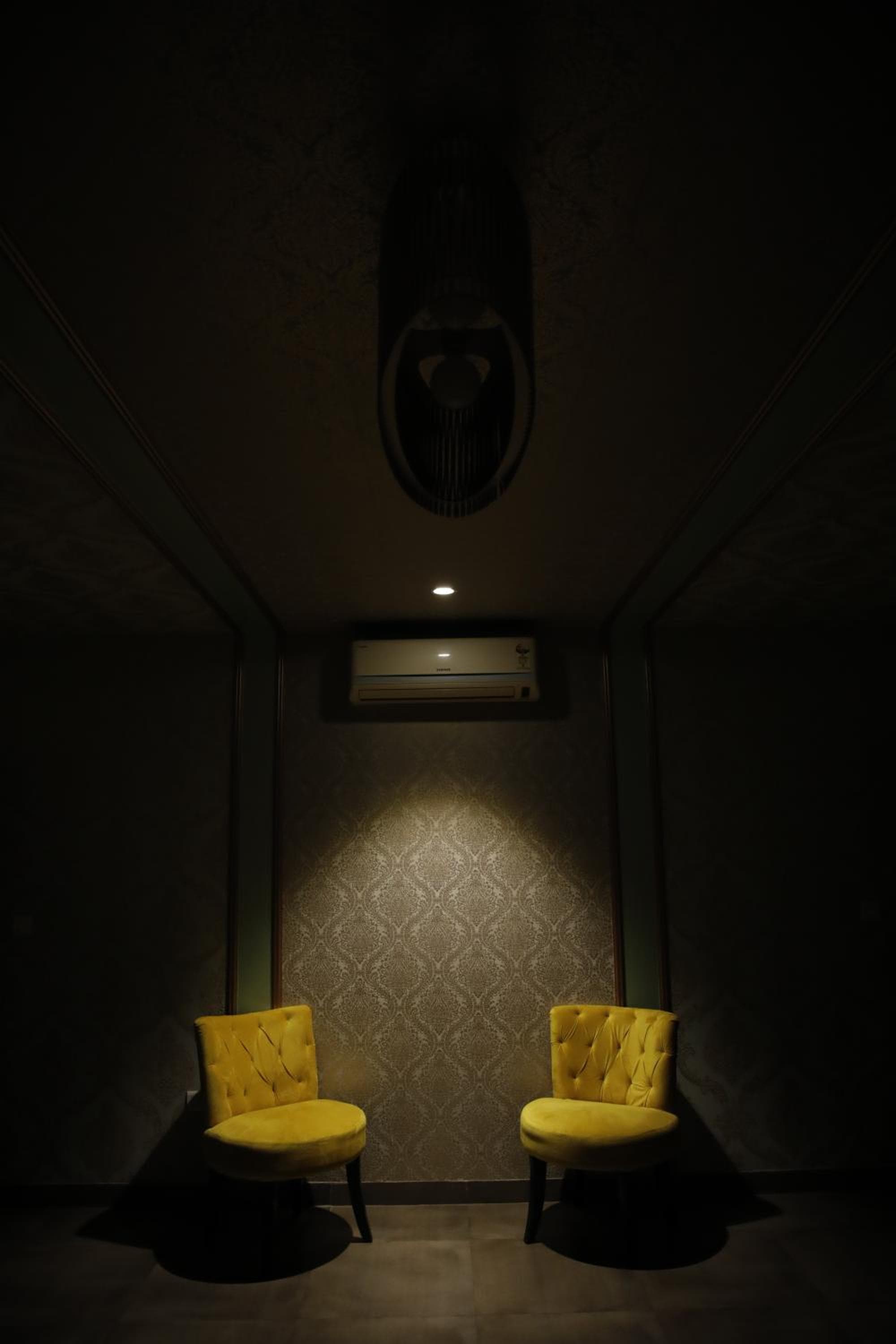 Ka10 SQUARE HOTEL & BANQUETS