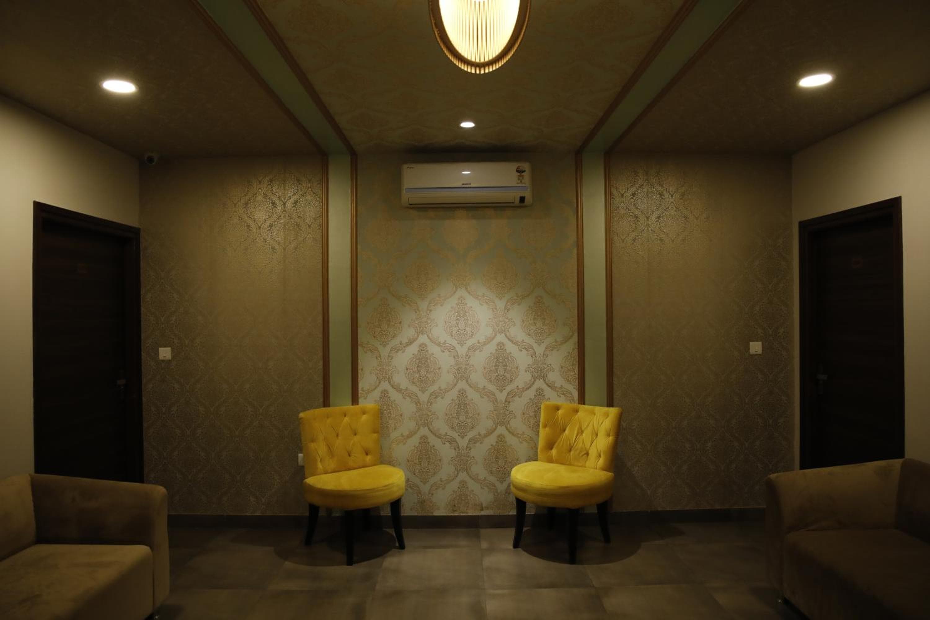 Ka10 SQUARE HOTEL & BANQUETS