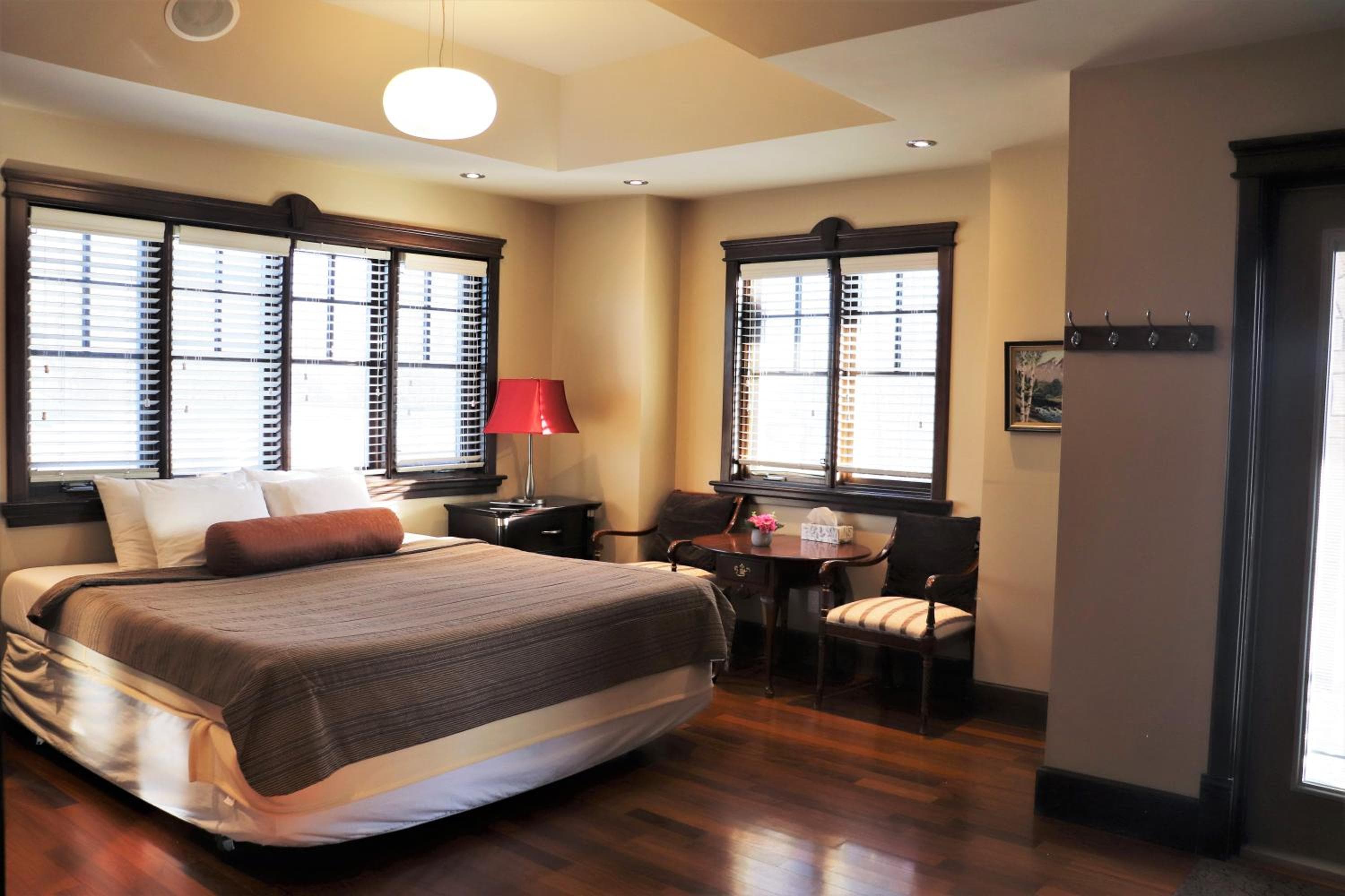 Westmount River Inn