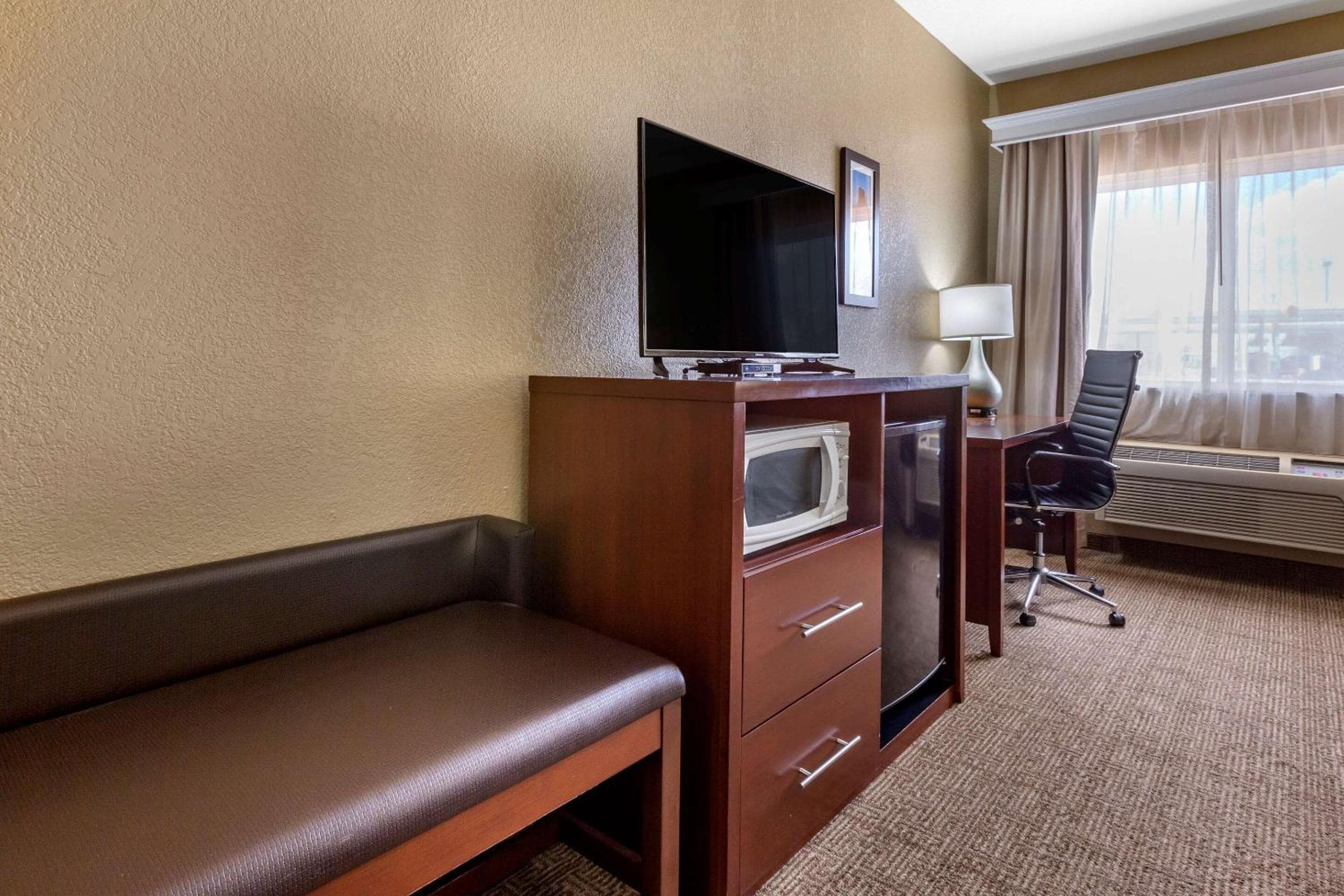 Comfort Inn & Suites Deming