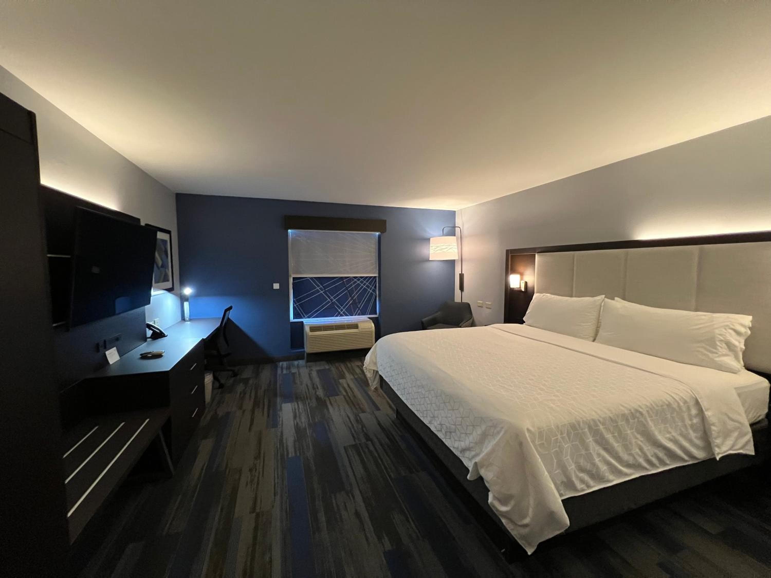 Holiday Inn Express & Suites Columbia - East Elkridge, Jessup an IHG Hotel