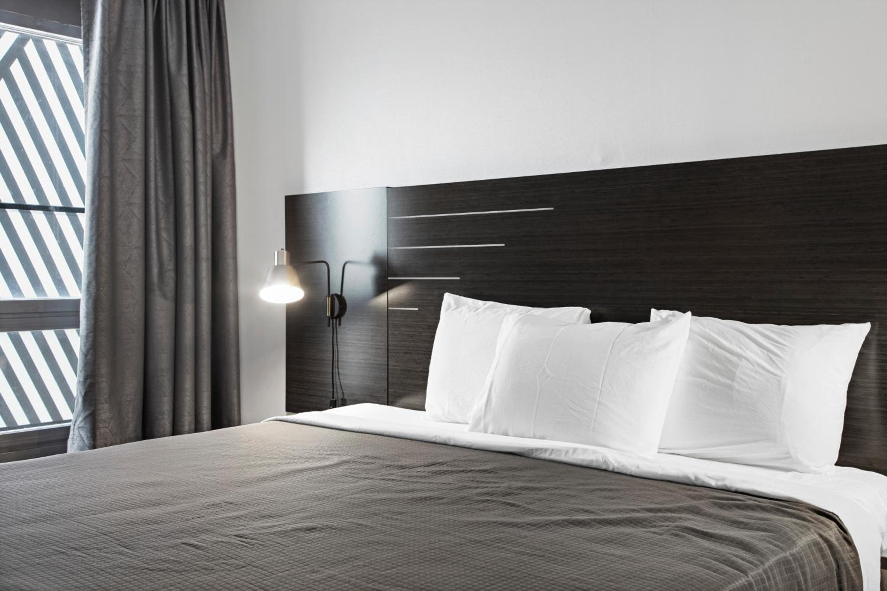 Casa Azul Hotel Blu-UBS Arena
