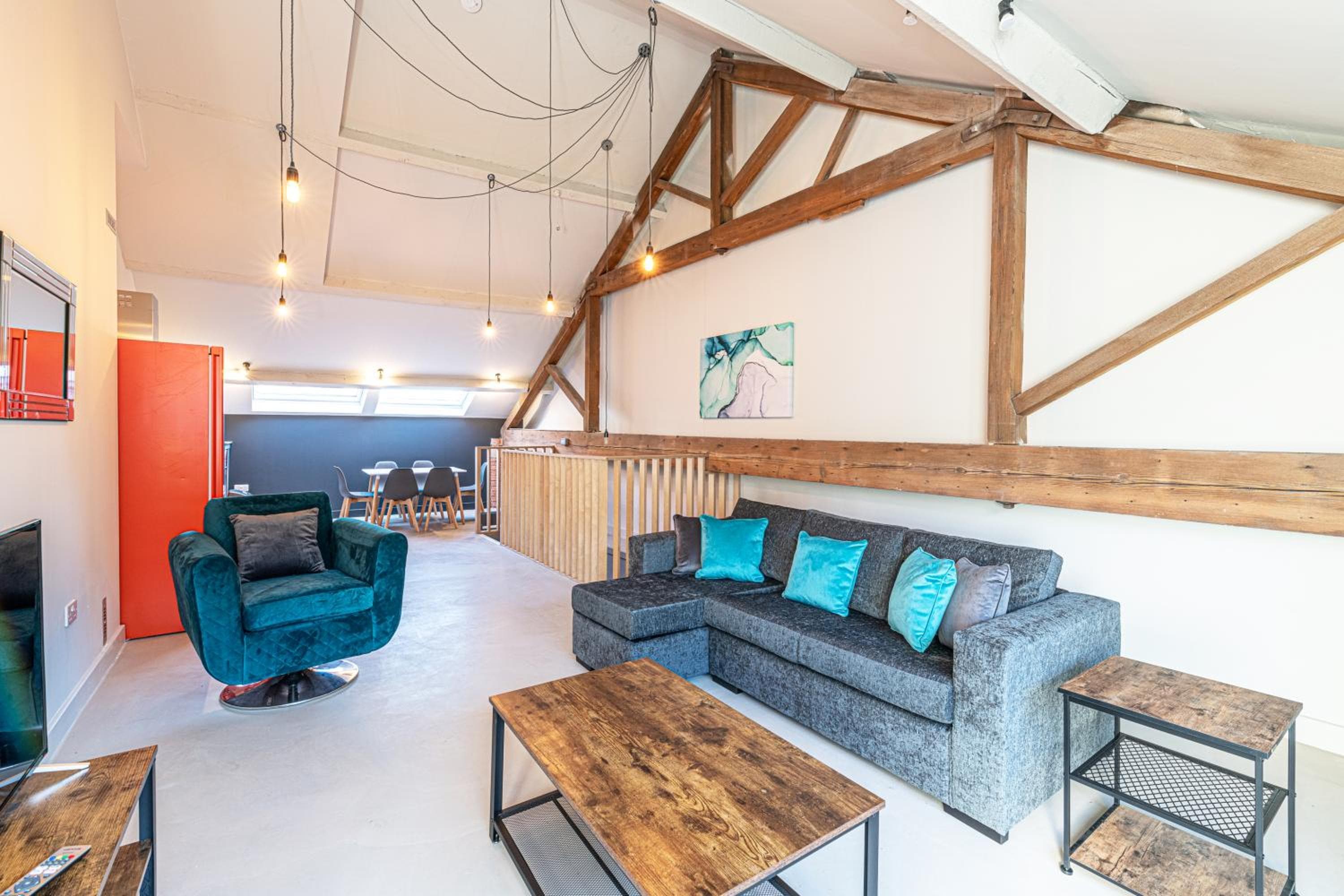Carriage Works by Guestz