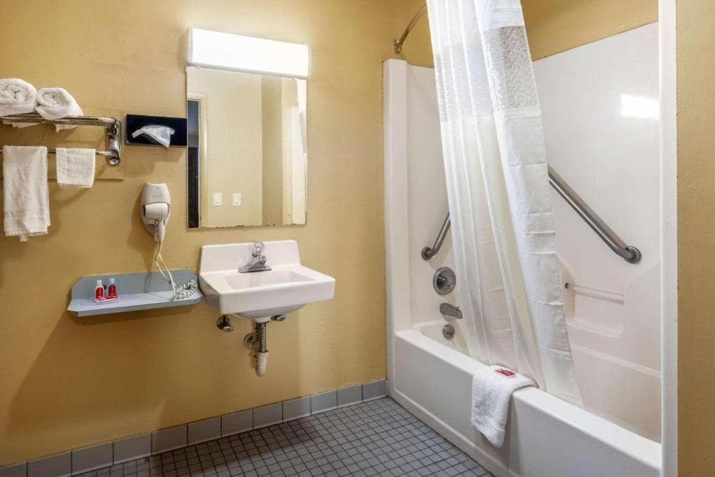 Southern Inn and Suites