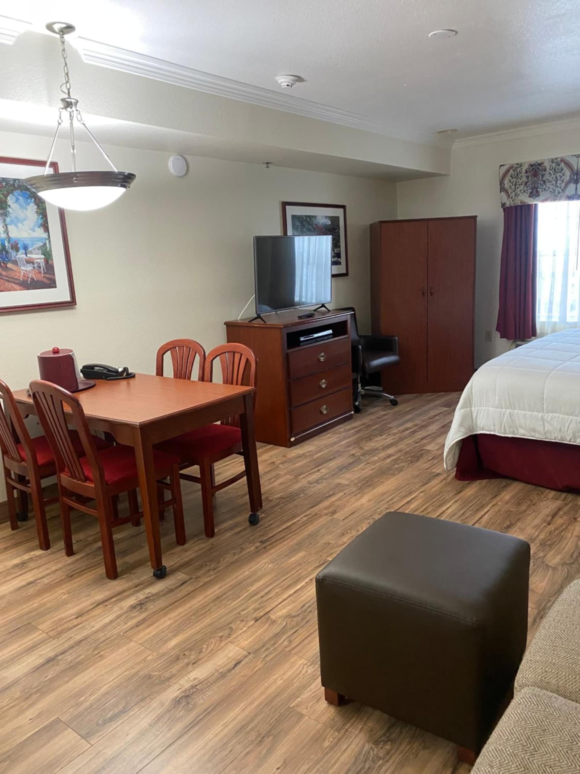 Homestead Lodge Apart Hotel