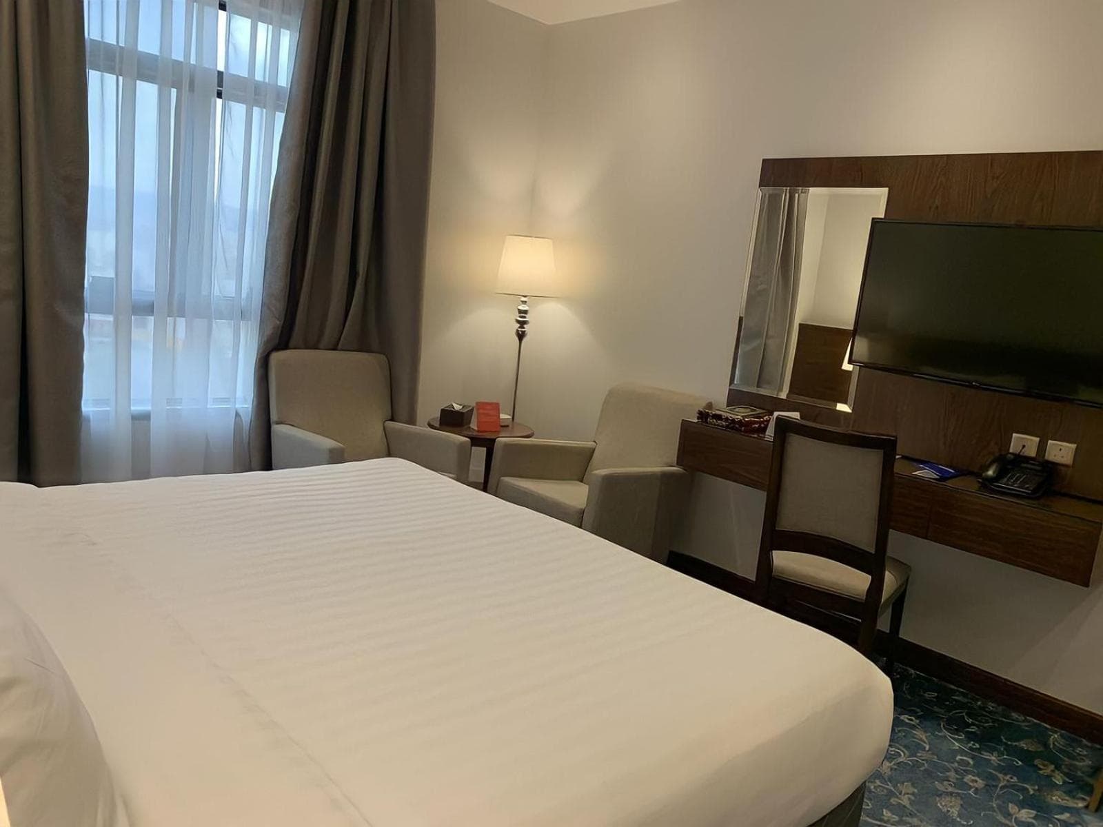 Zaha Al Munawara Hotel
