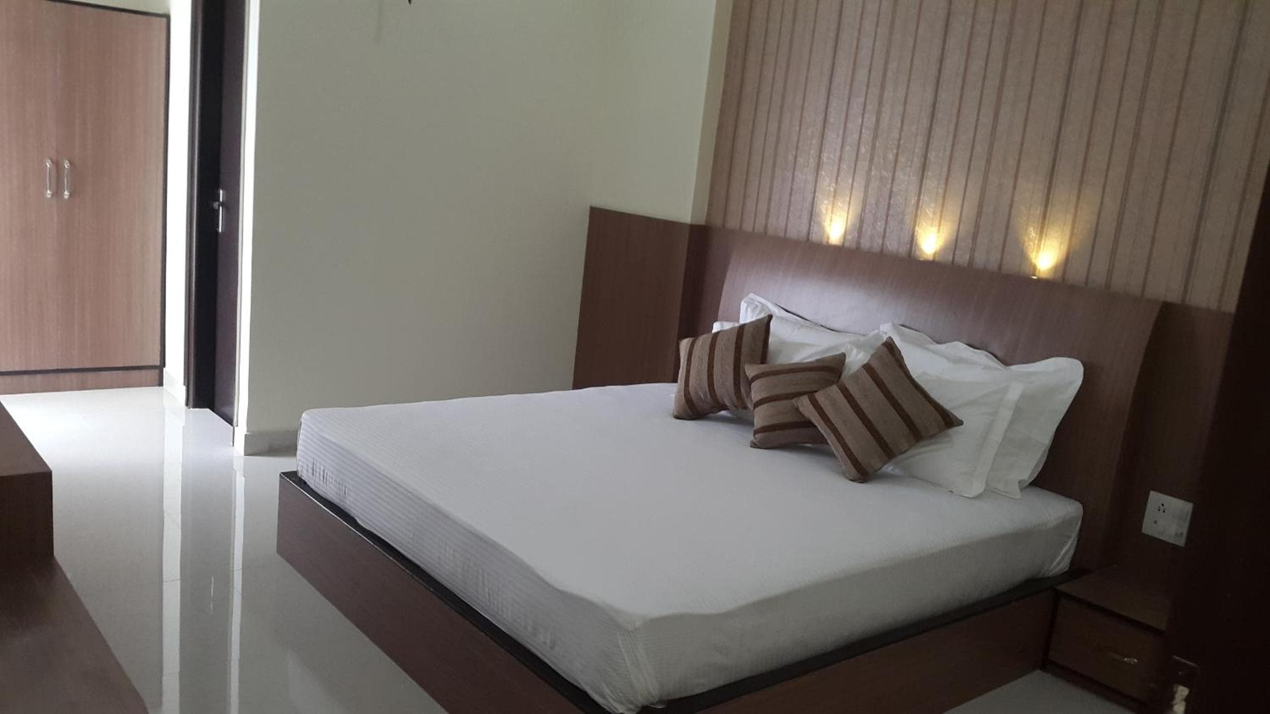 Hotel The Omaira