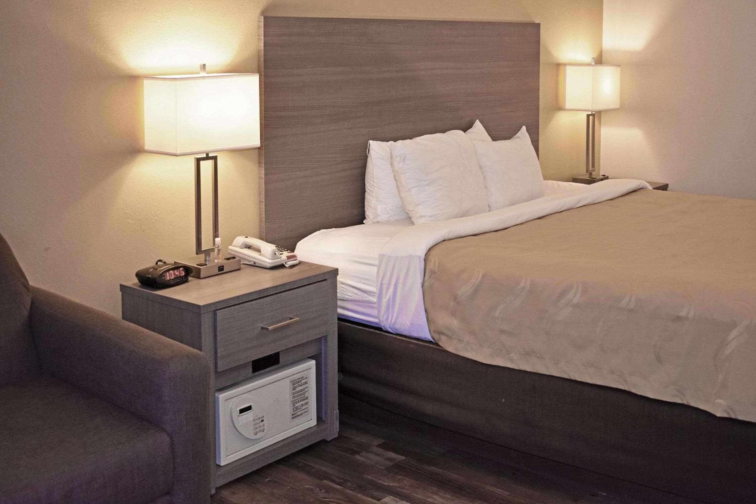 Quality Inn & Suites Kearneysville - Martinsburg
