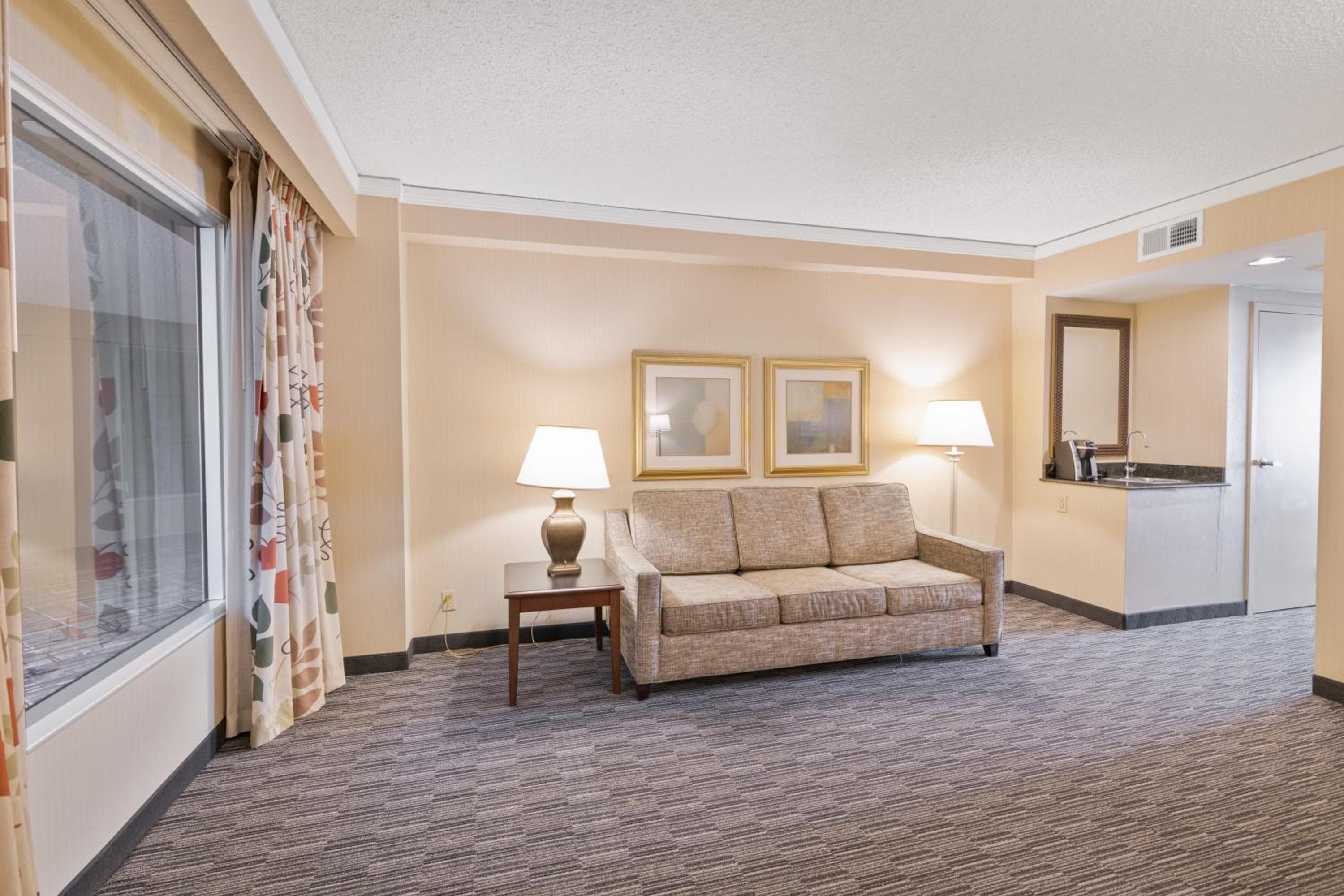 Harmony Suites Secaucus Meadowlands
