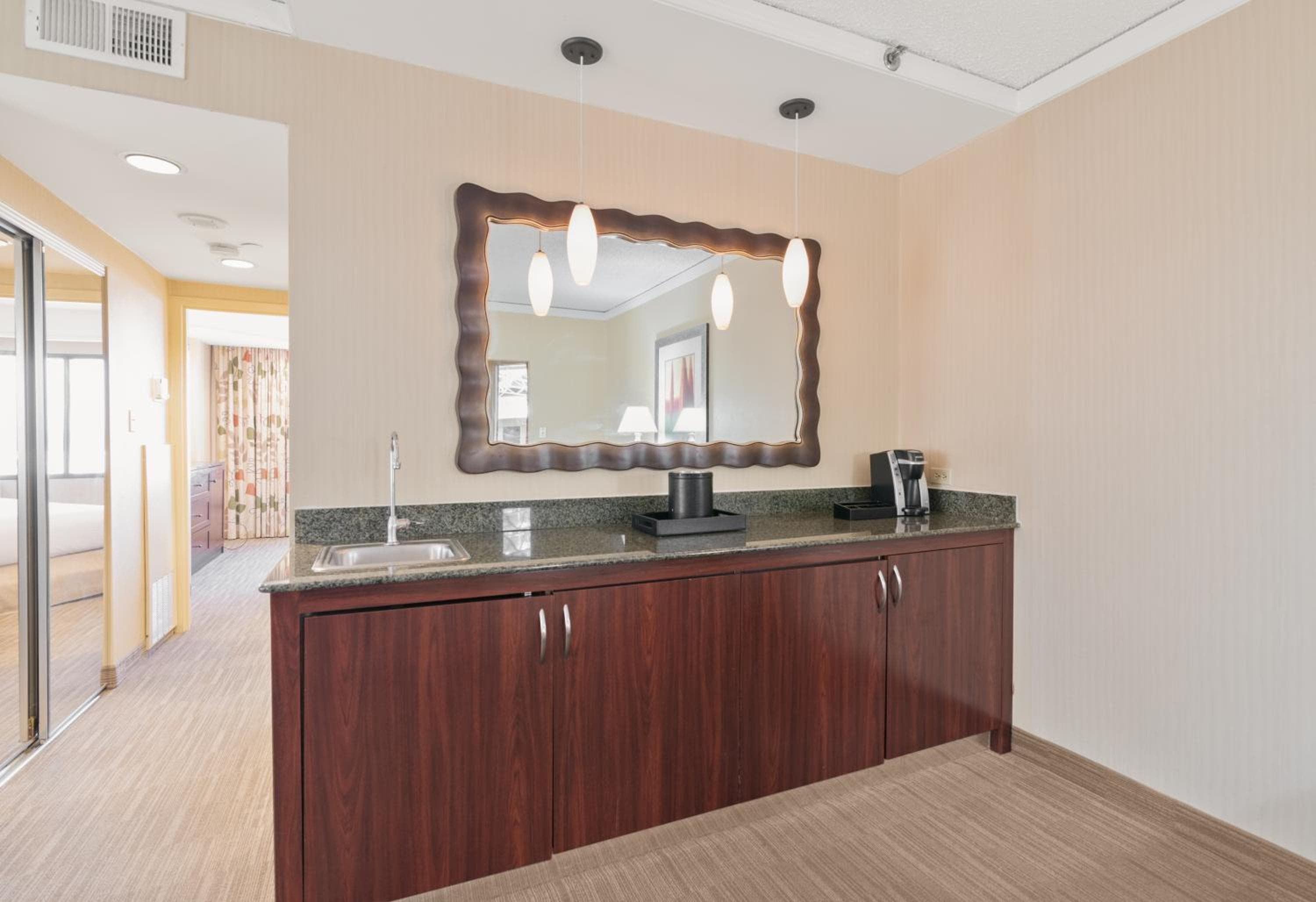 Harmony Suites Secaucus Meadowlands
