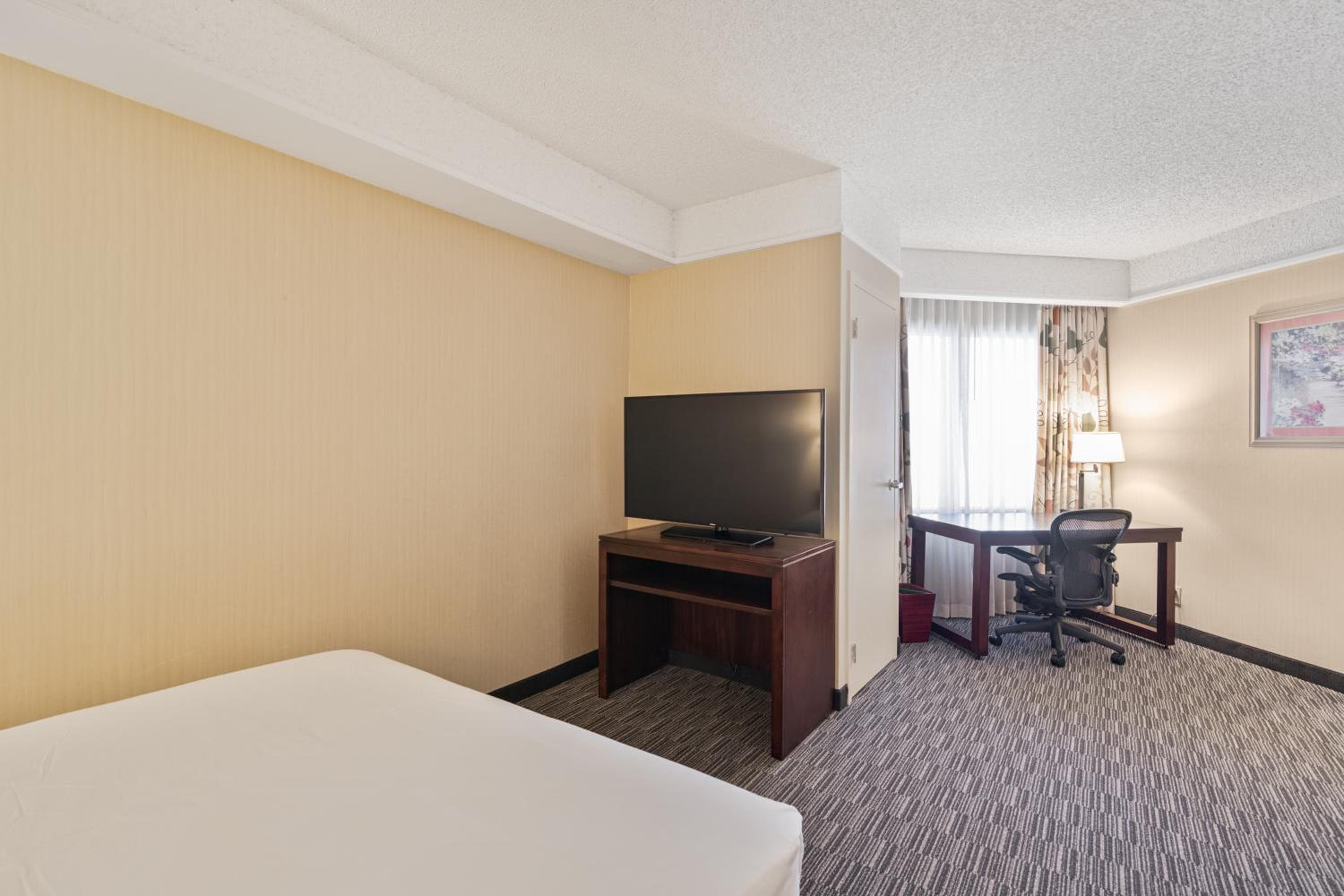 Harmony Suites Secaucus Meadowlands