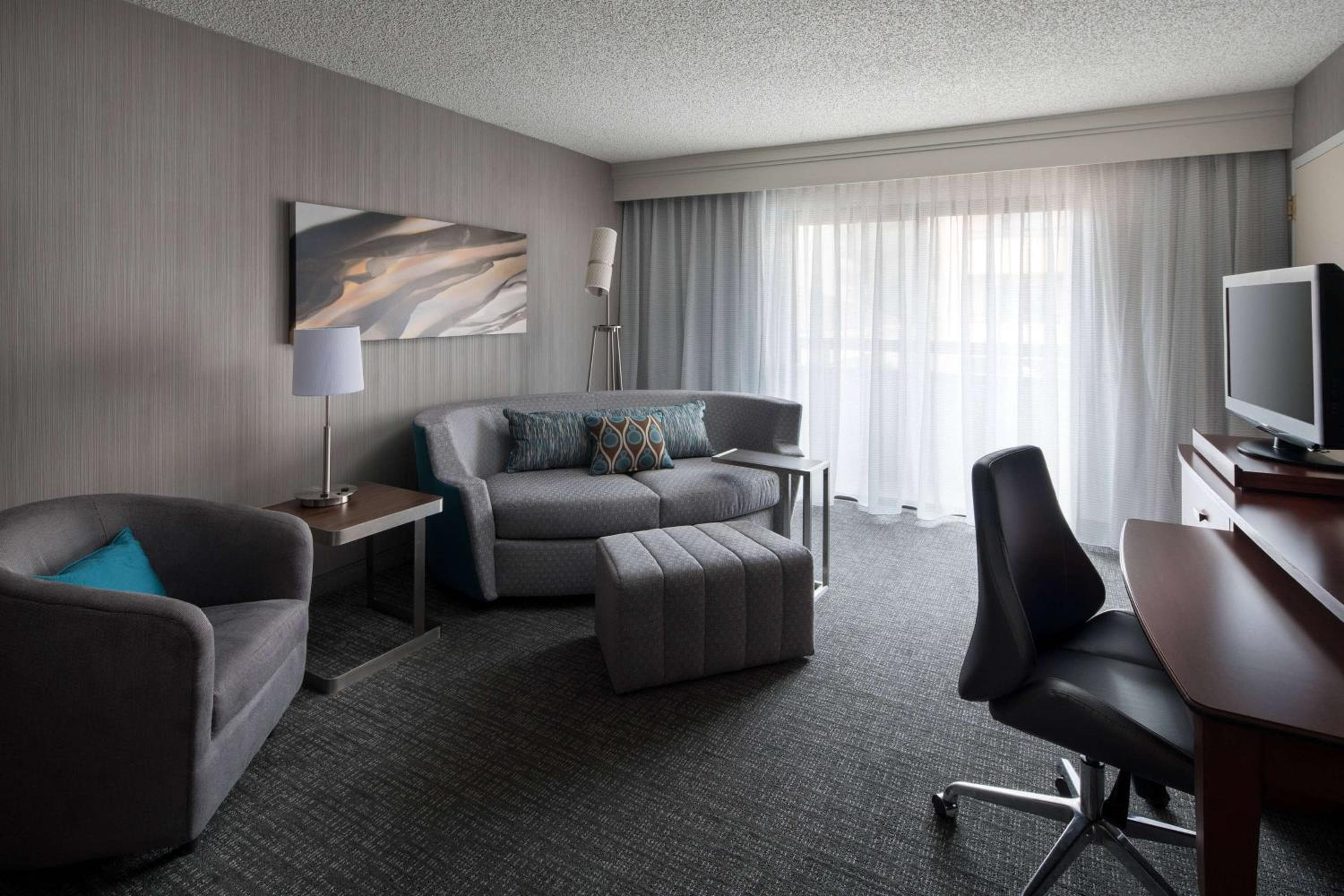 Sonesta Select Los Angeles LAX El Segundo