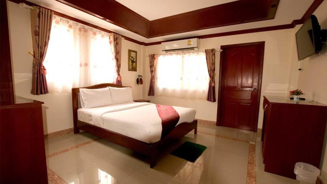 Bluebird Inn Pattaya
