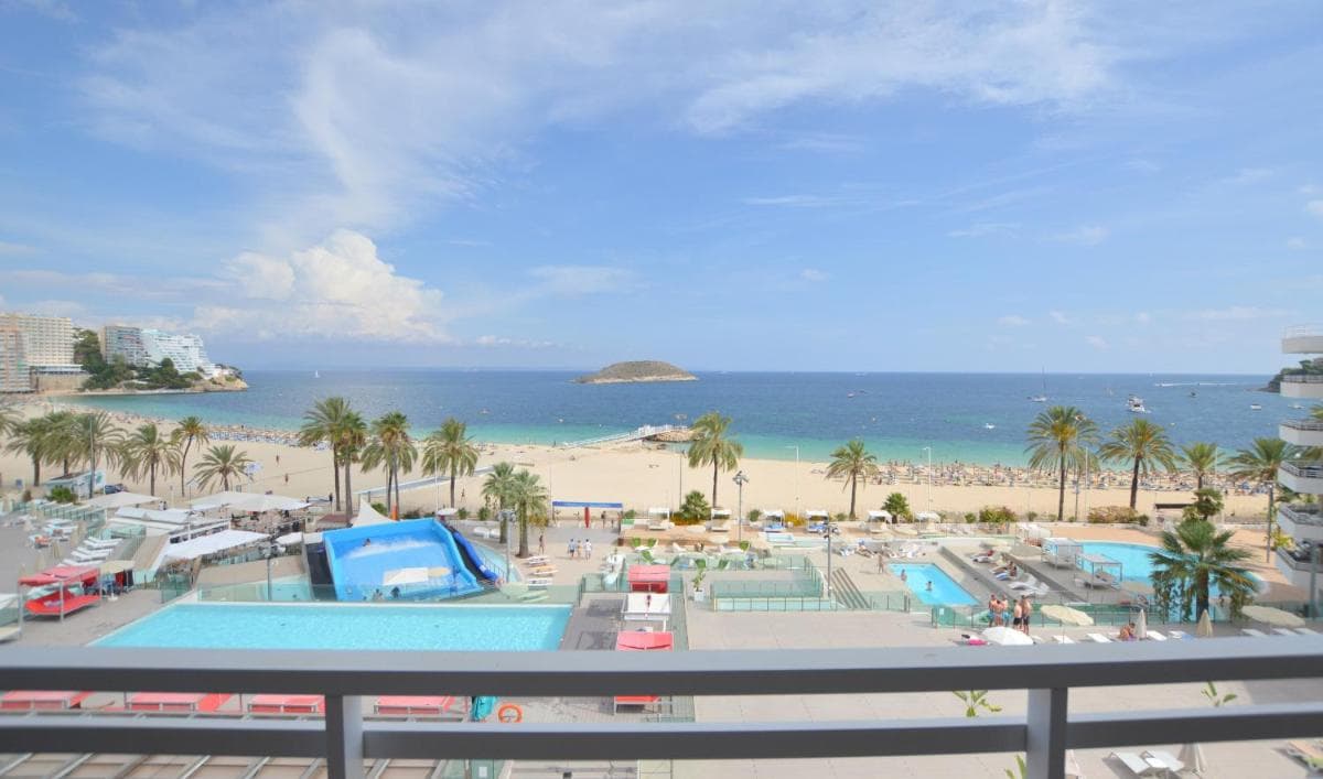 Seafront Apartment in Magaluf