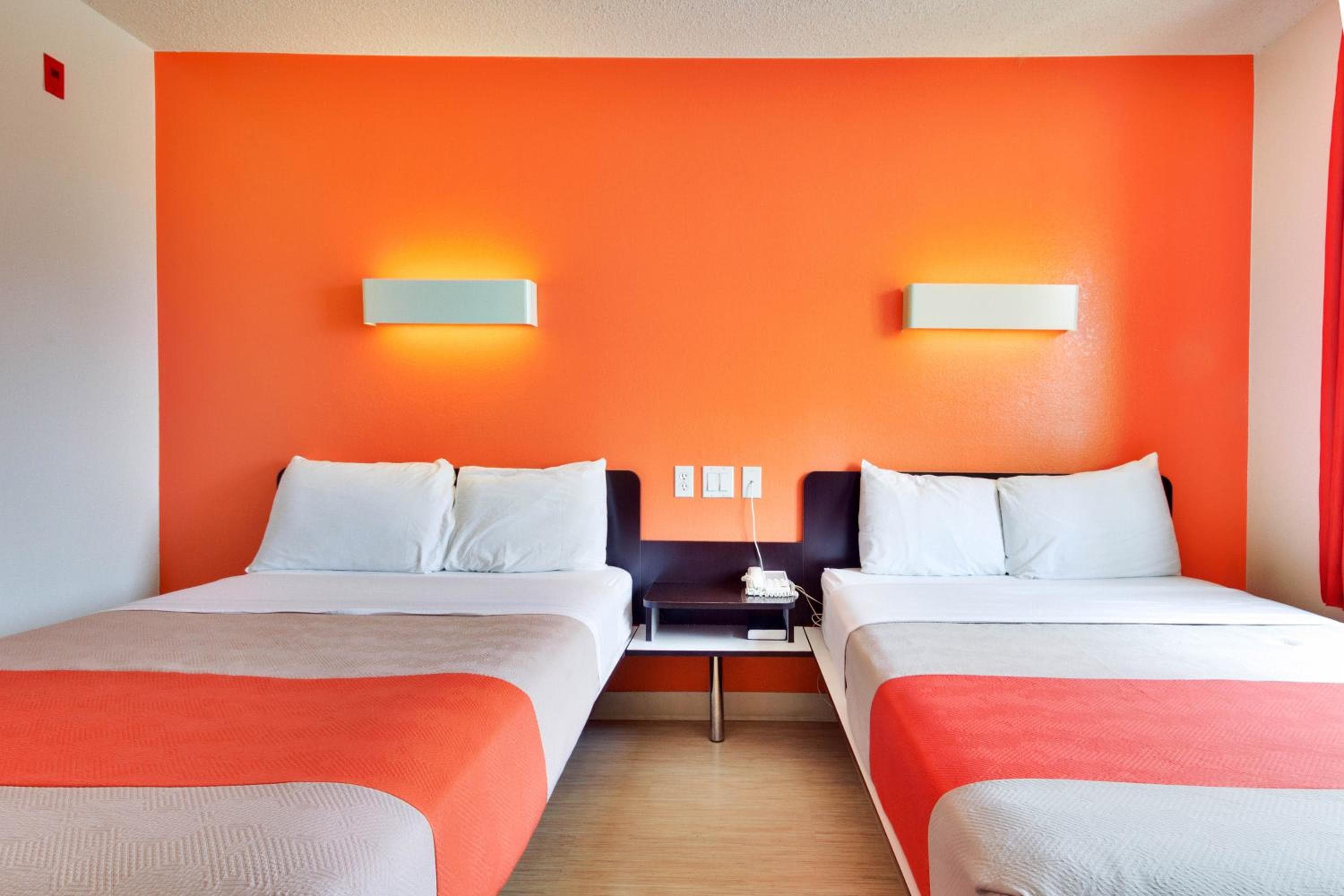 Motel 6-Lewisville, TX - Dallas