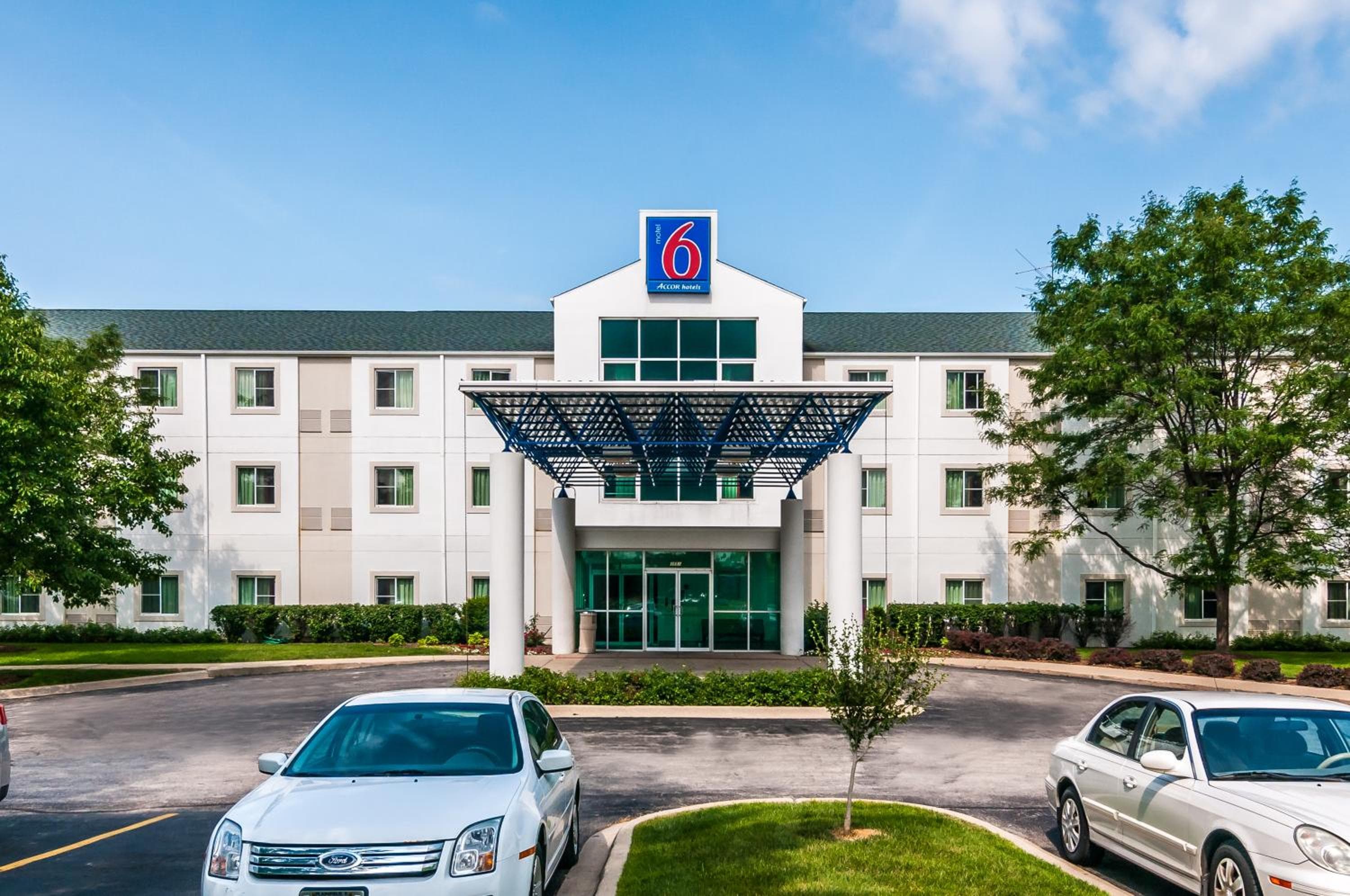 Motel 6-Joliet, IL - Chicago - I-55