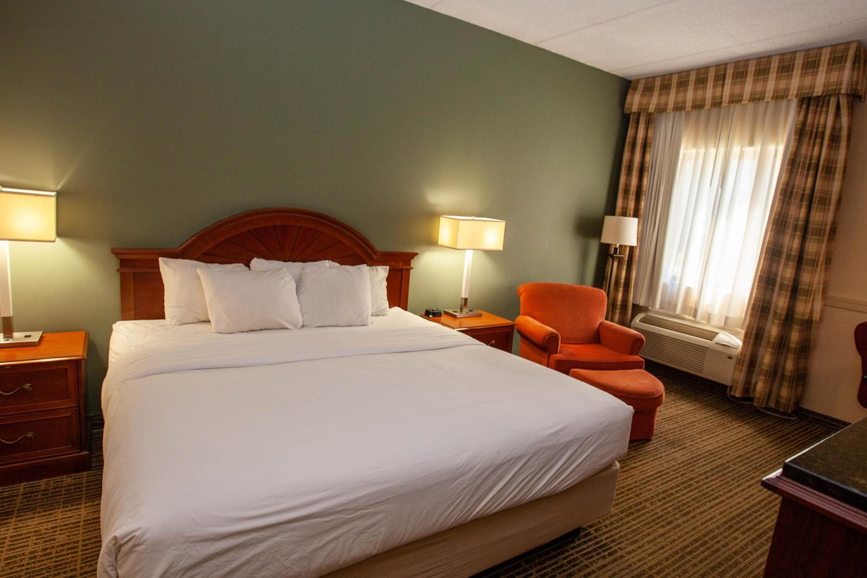 Baymont by Wyndham Knoxville/Cedar Bluff