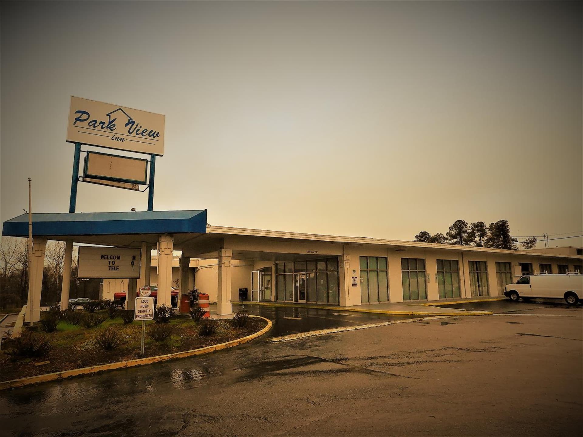 Park View Inn.