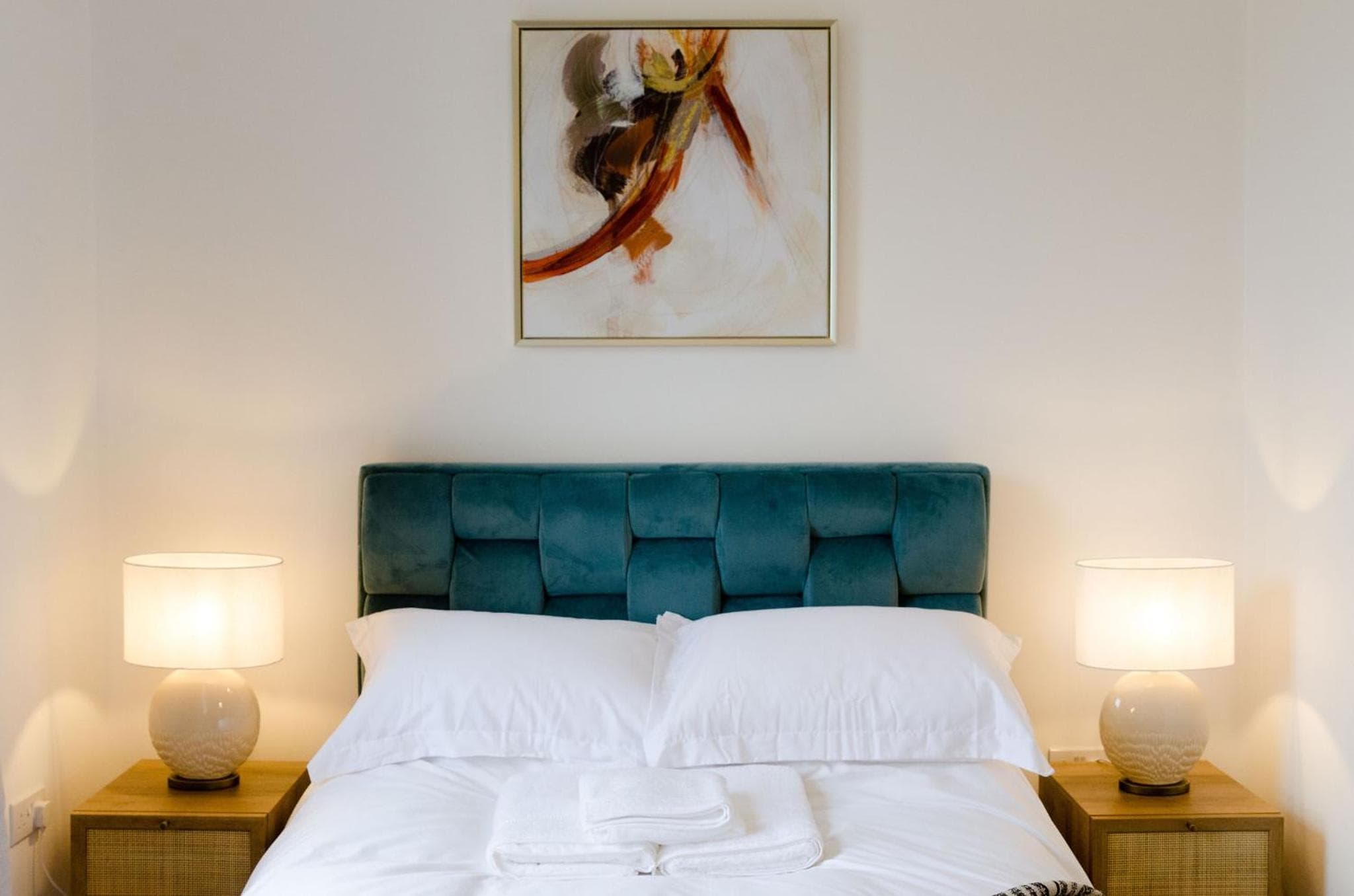 Central Chic Margate Apartment, edge of Old Town!