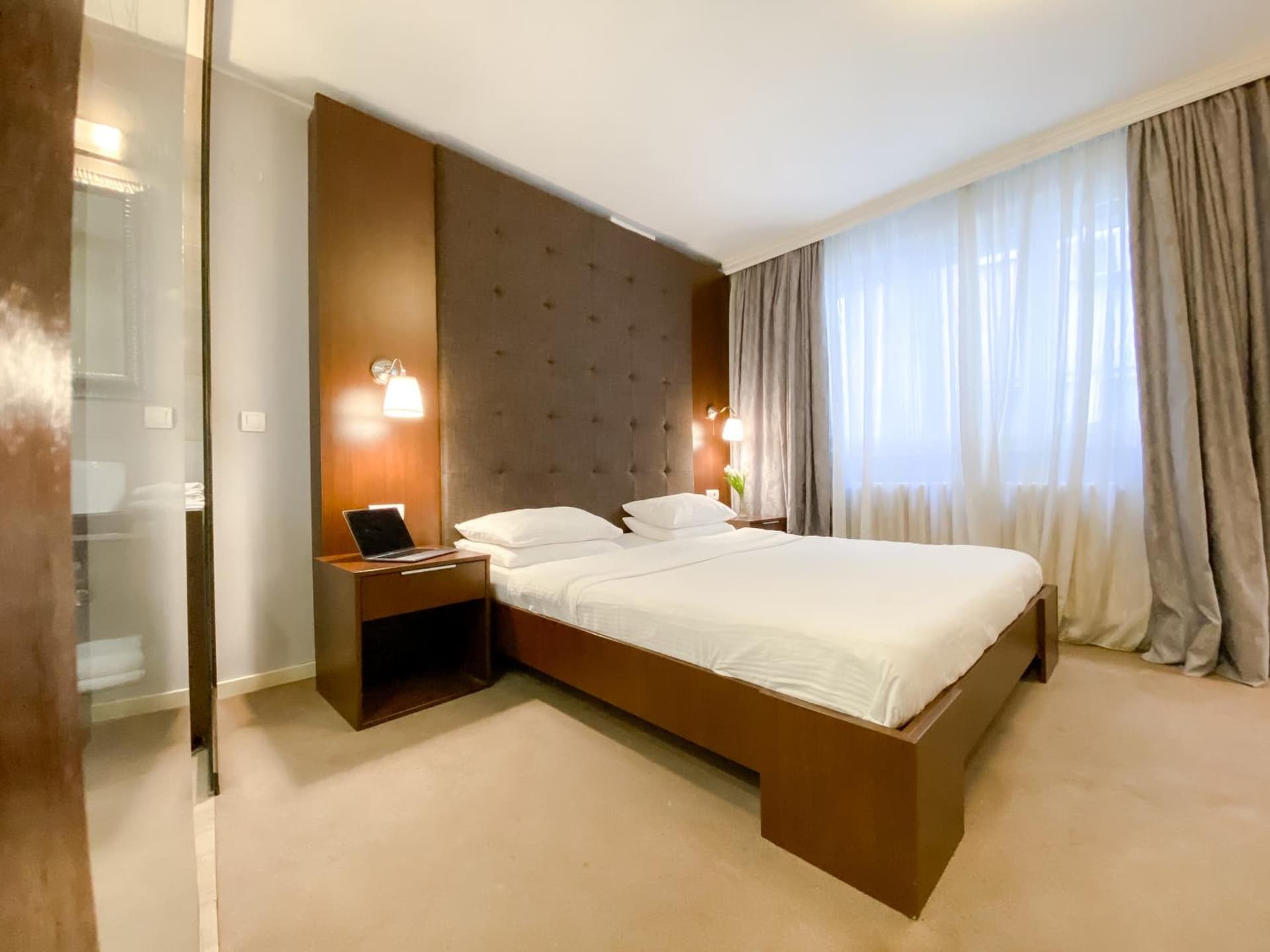 Luka de Luka Suites