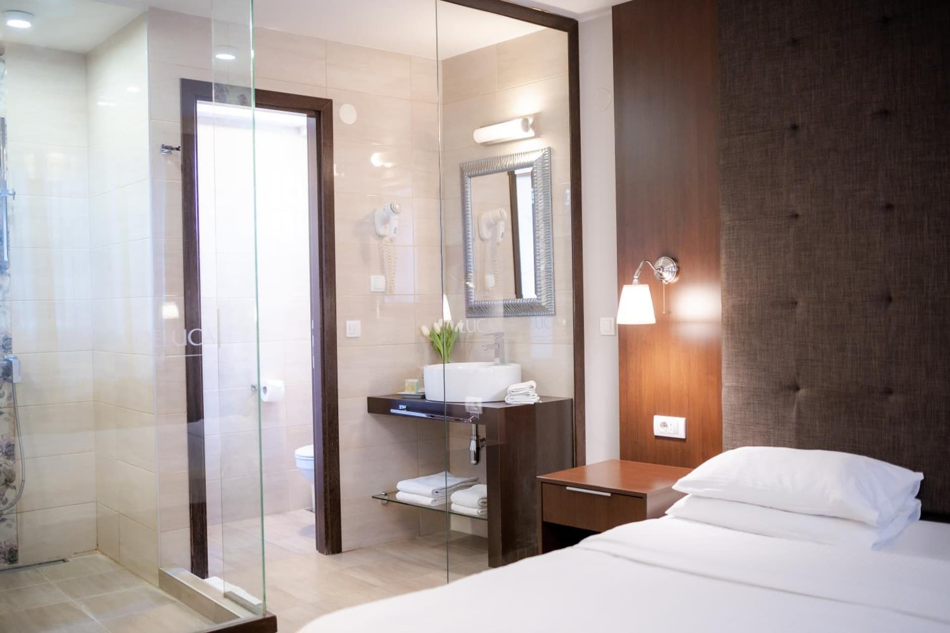 Luka de Luka Suites