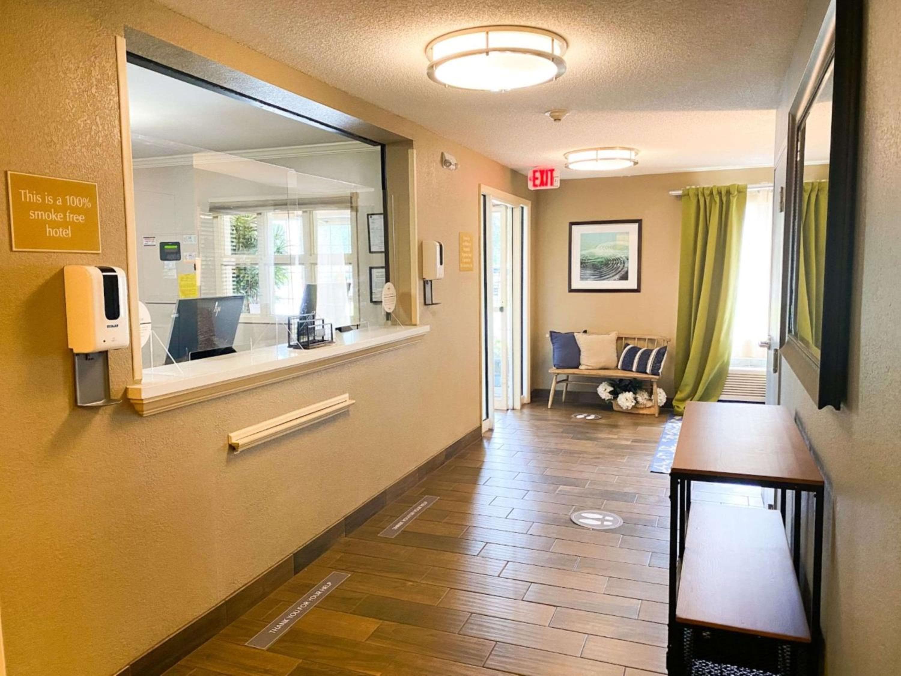 Sonesta Simply Suites Jacksonville