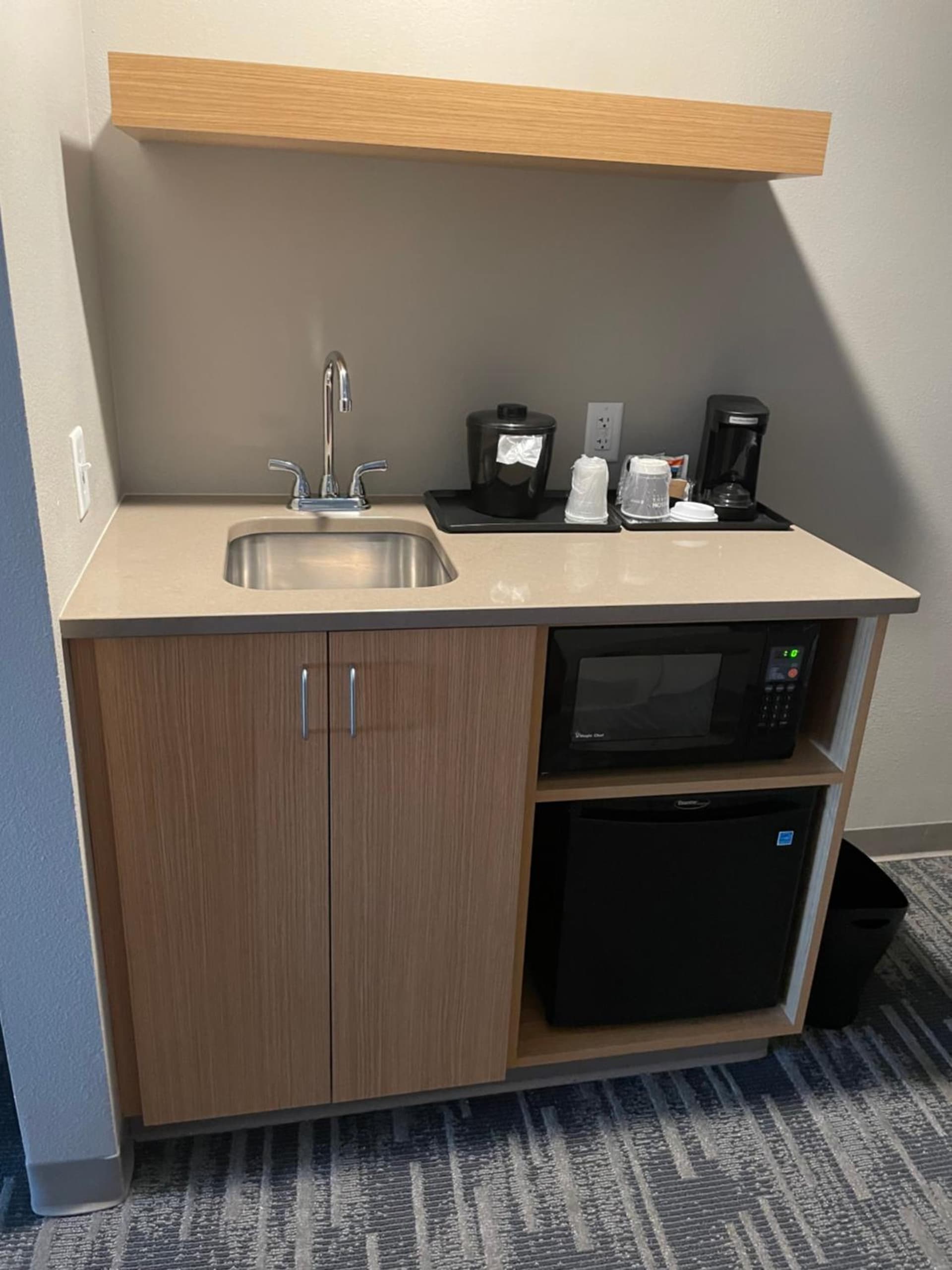 Country Inn & Suites by Radisson, Madison, WI