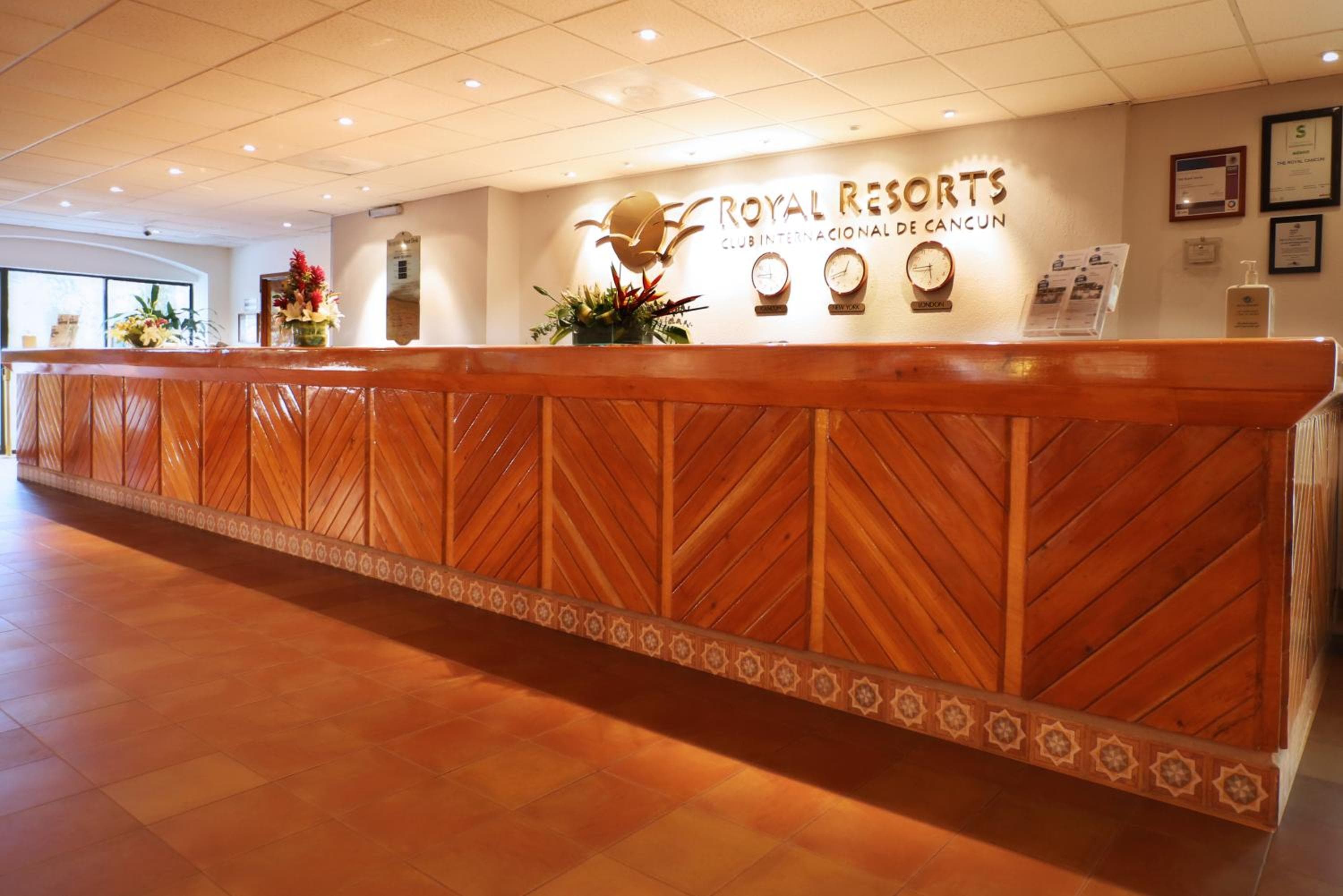 Holiday Inn Club Vacations The Royal Cancun All Inclusive