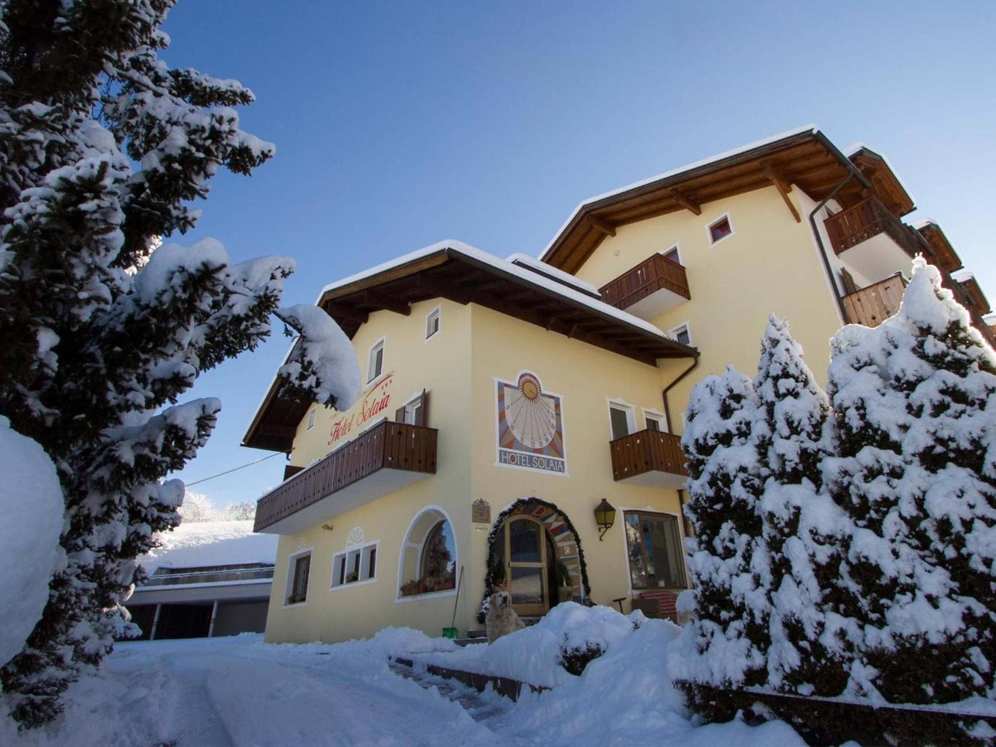Solaia Hotel & Guesthouse