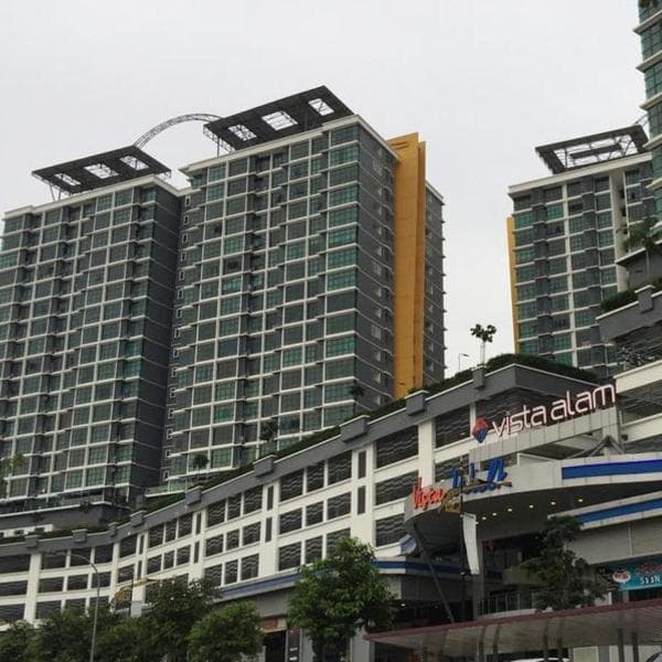 Comfy Studio Vista Alam