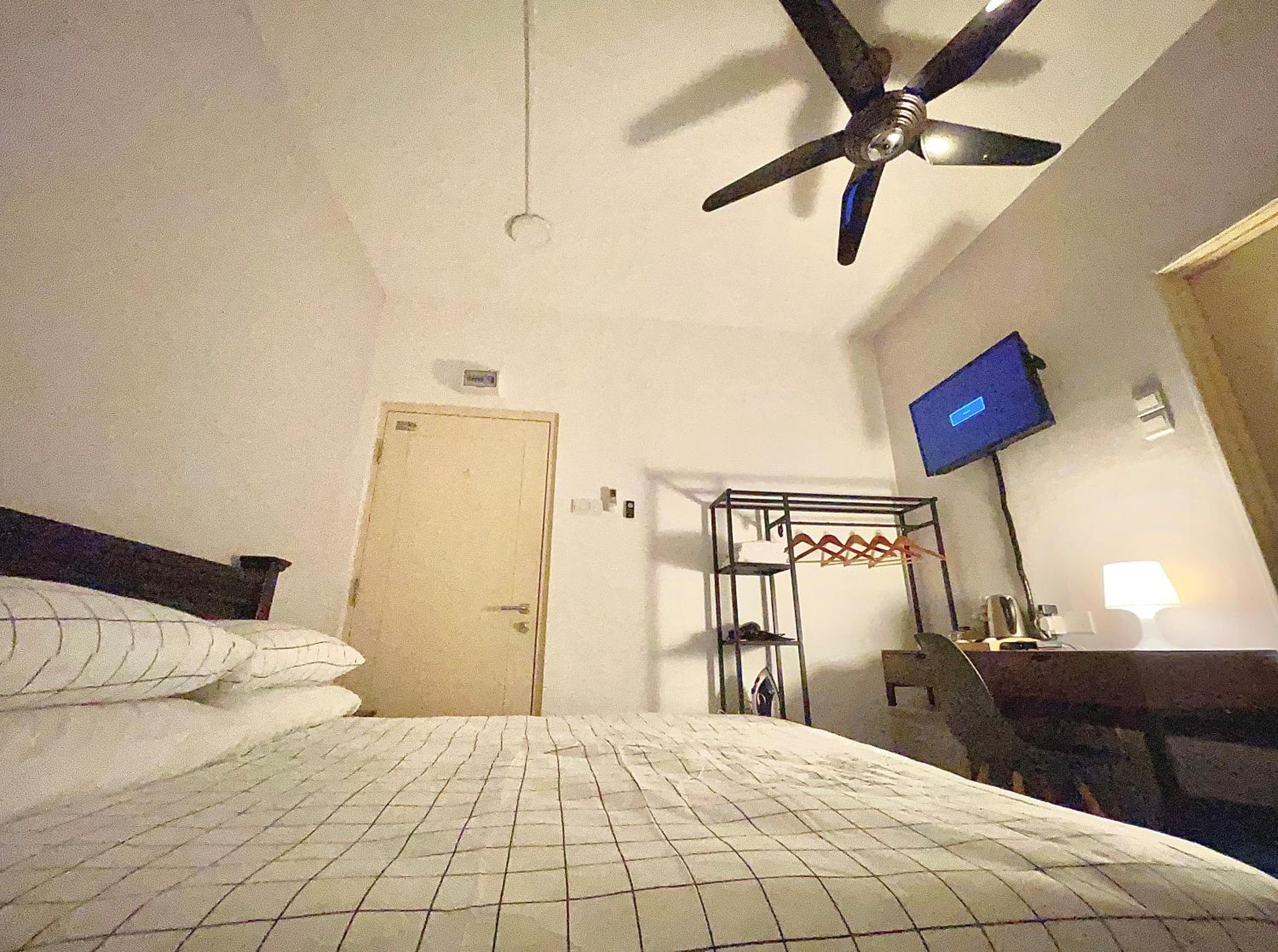 Comfy Studio Vista Alam