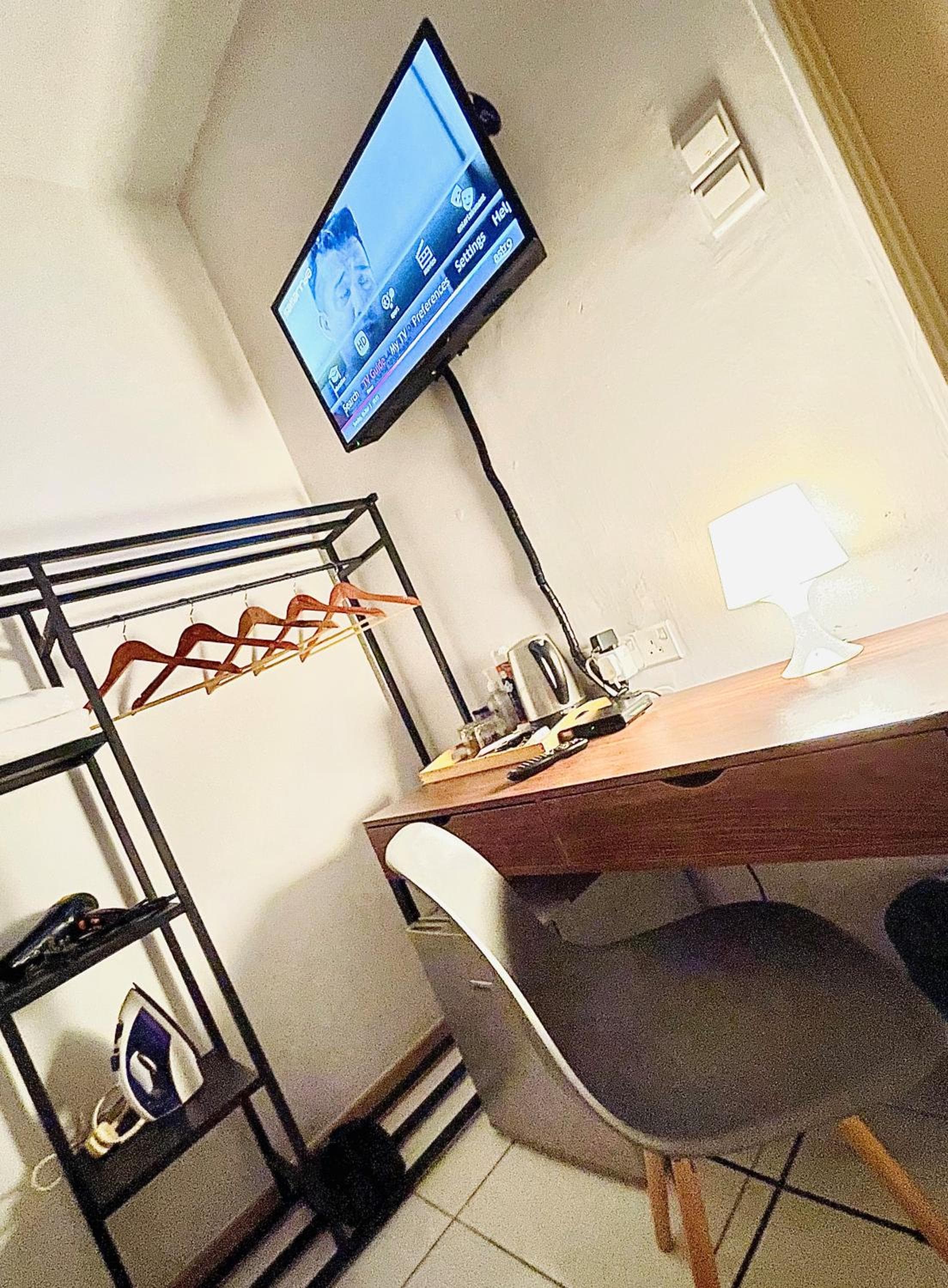 Comfy Studio Vista Alam