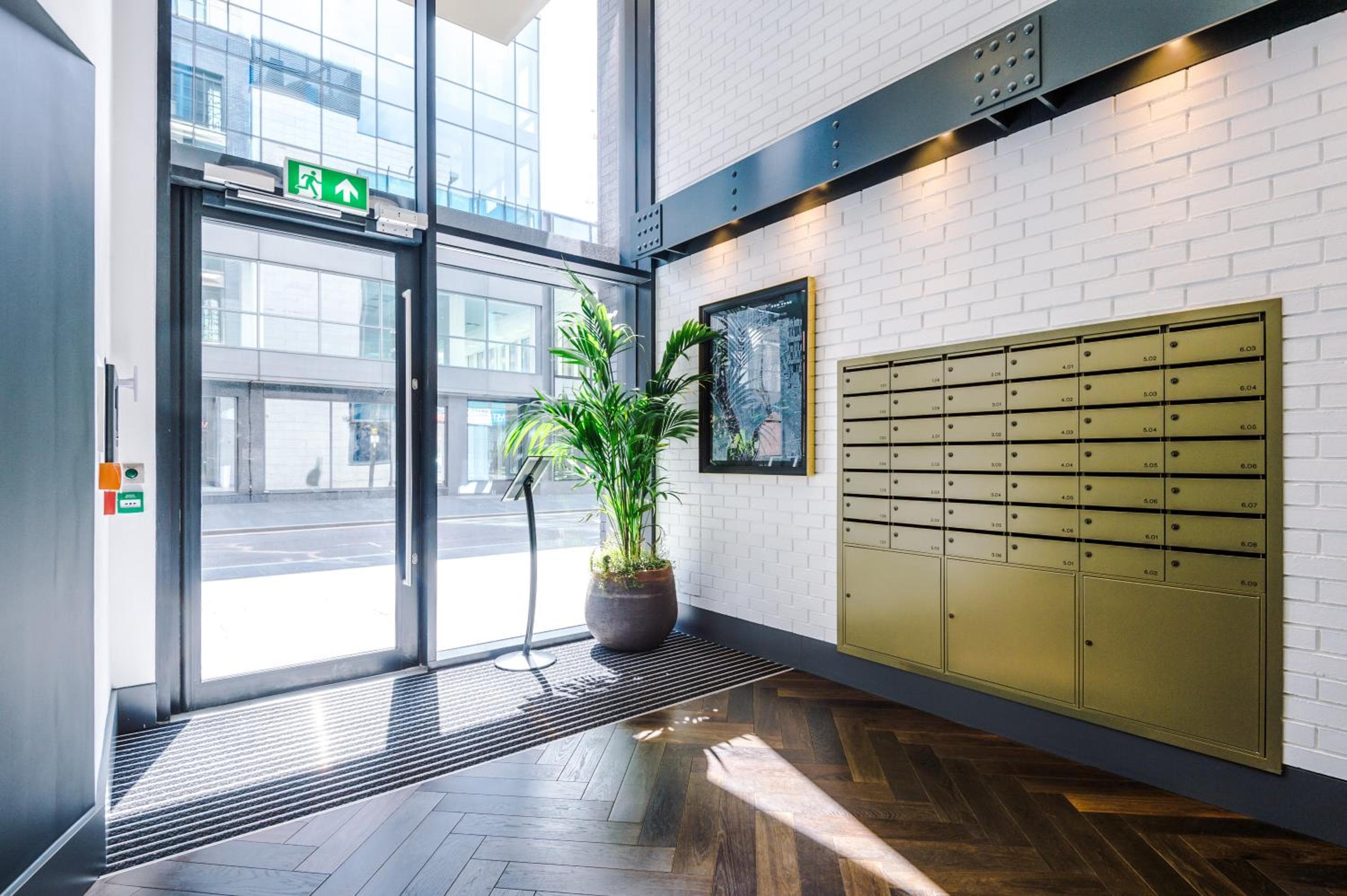 Hilltop Serviced Apartments - Piccadilly