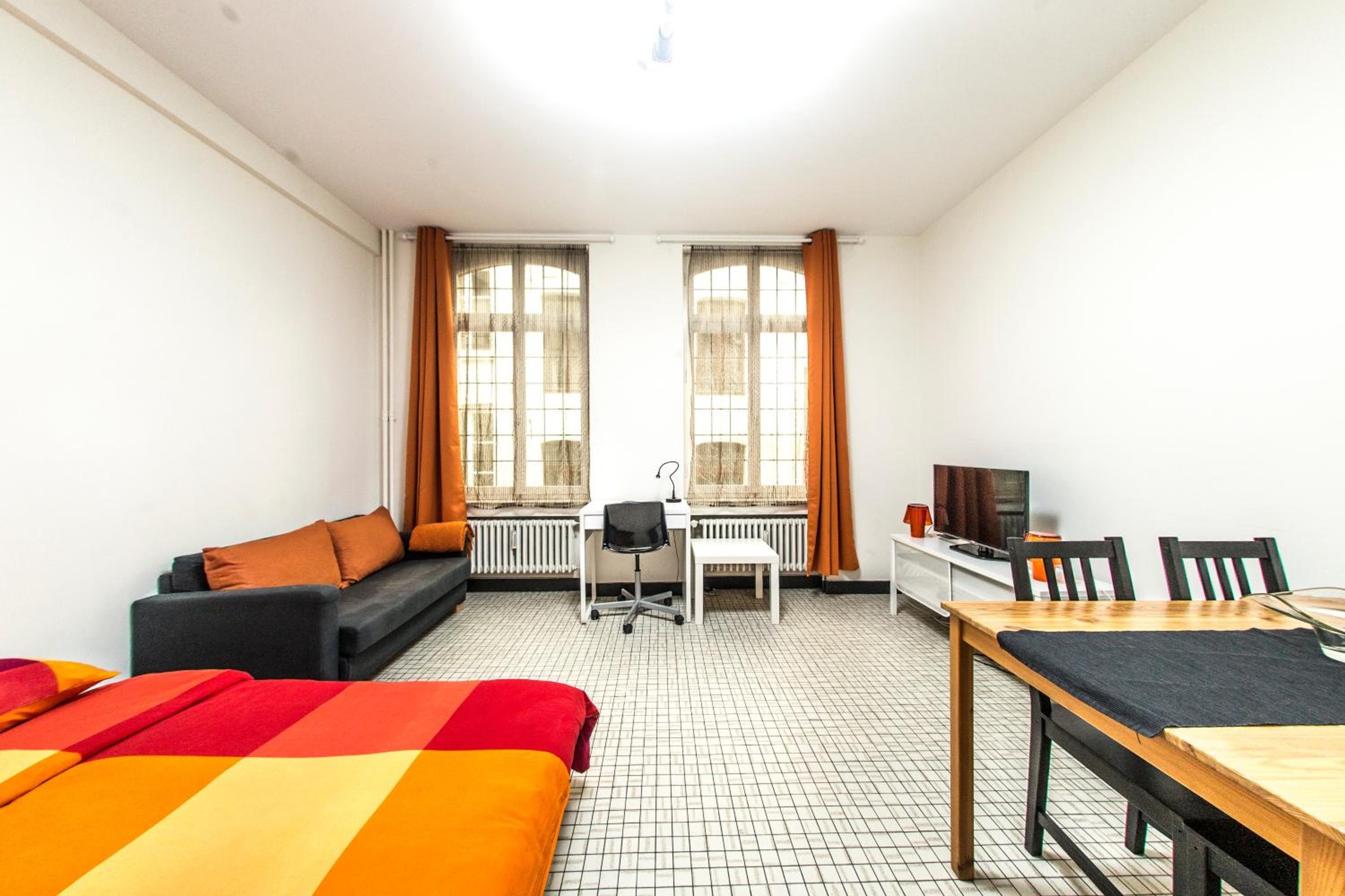 Rentbynight Aparthotel