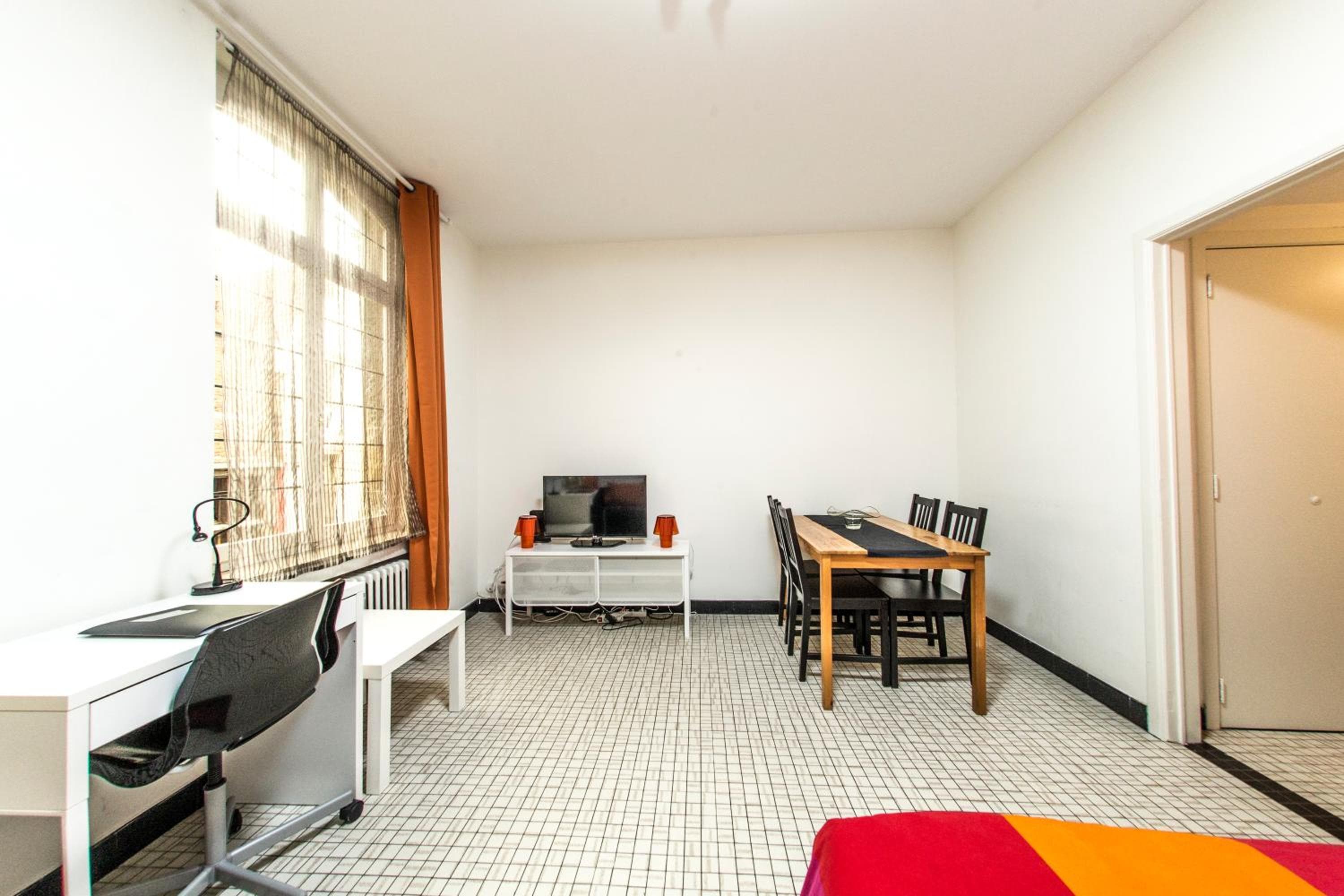Rentbynight Aparthotel