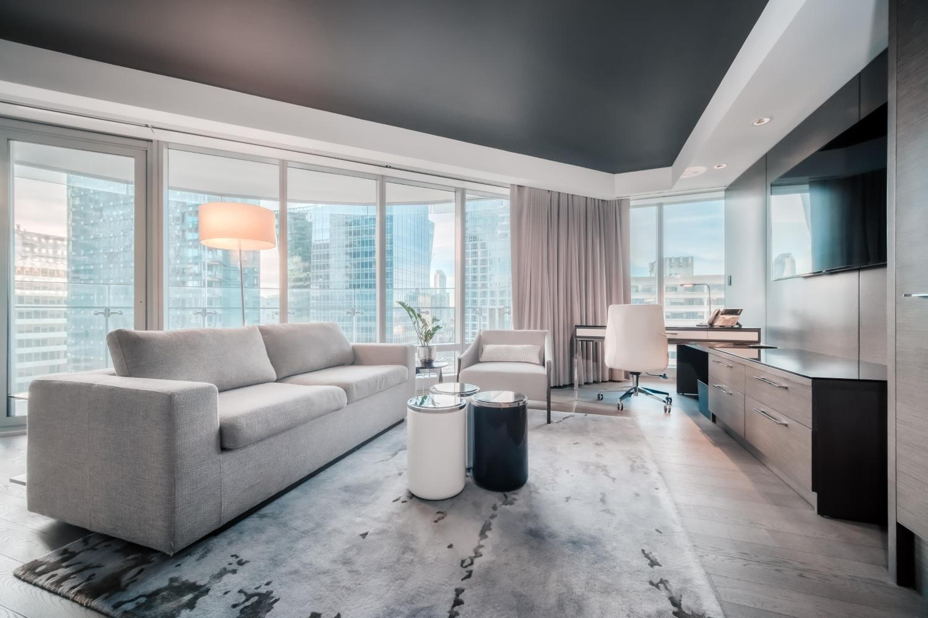 Paradox Vancouver