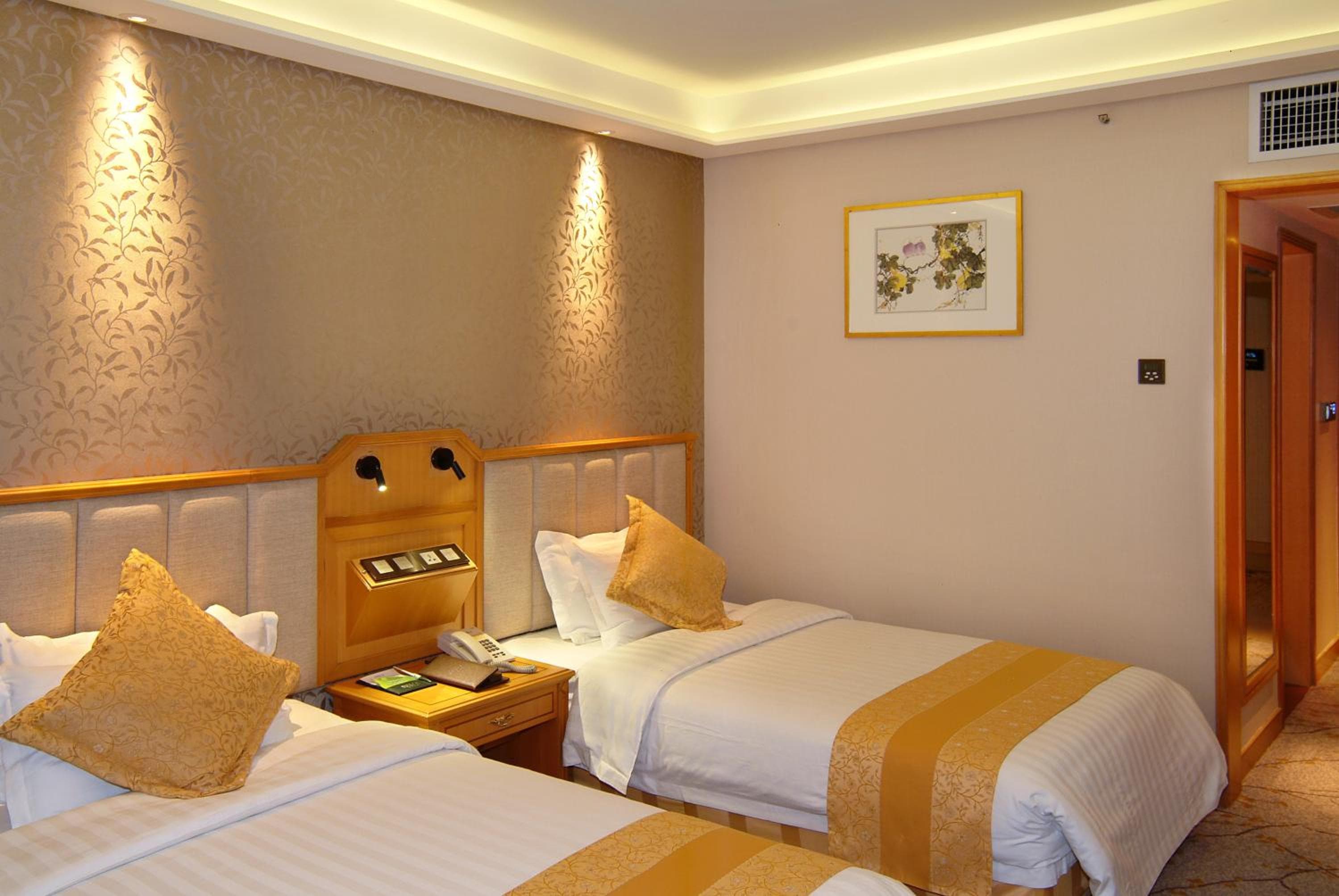 Guangdong Hotel