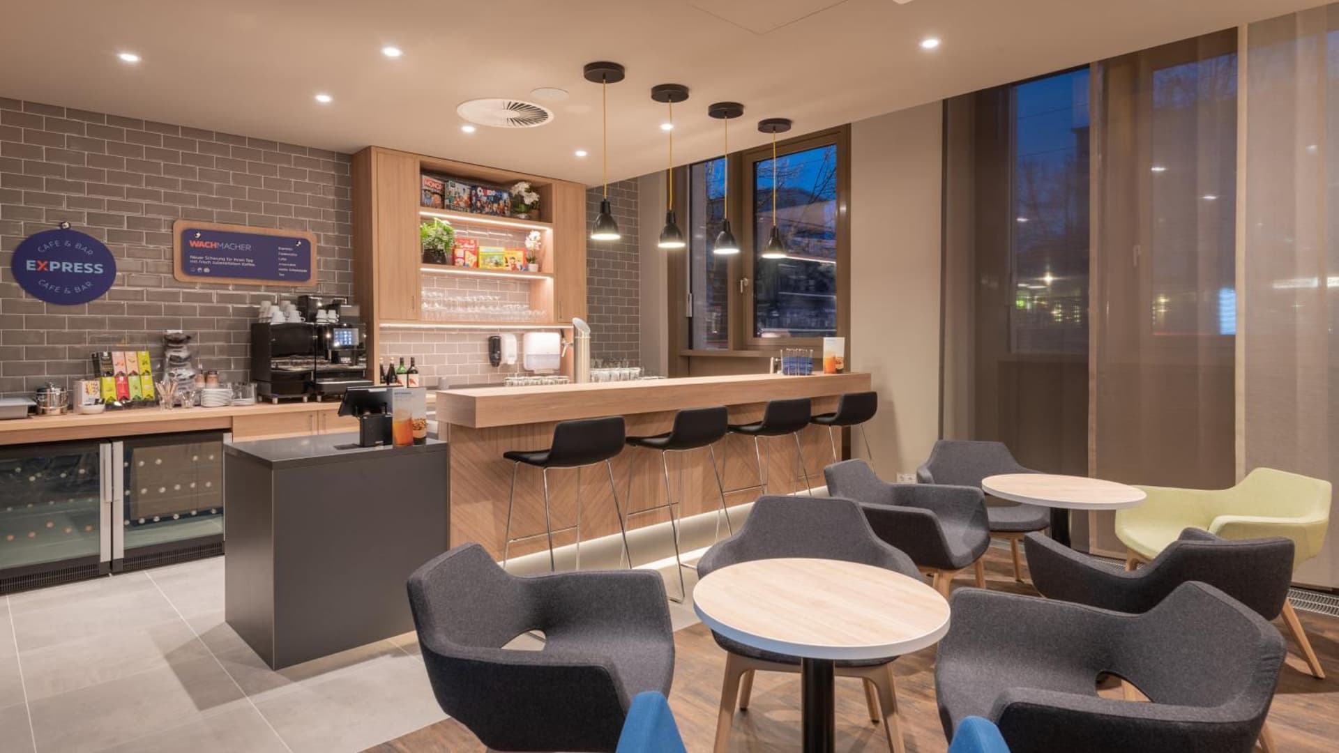 Holiday Inn Express & Suites - Potsdam by IHG