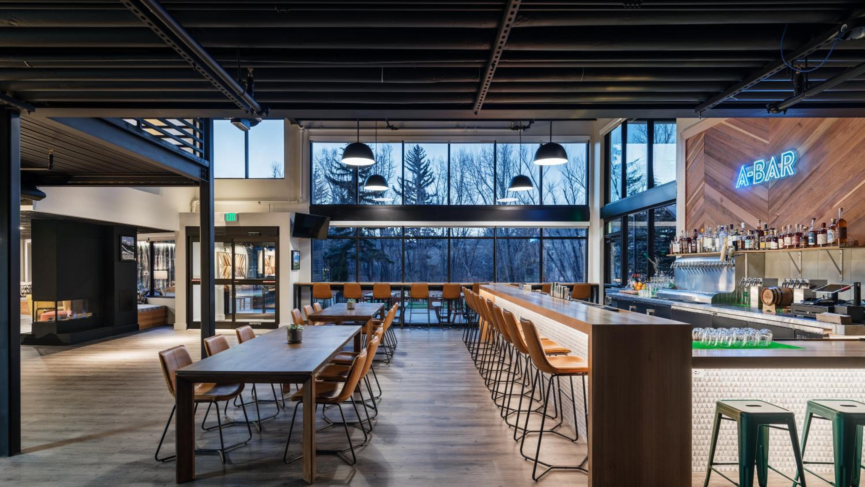 The Block Hotel & Commons