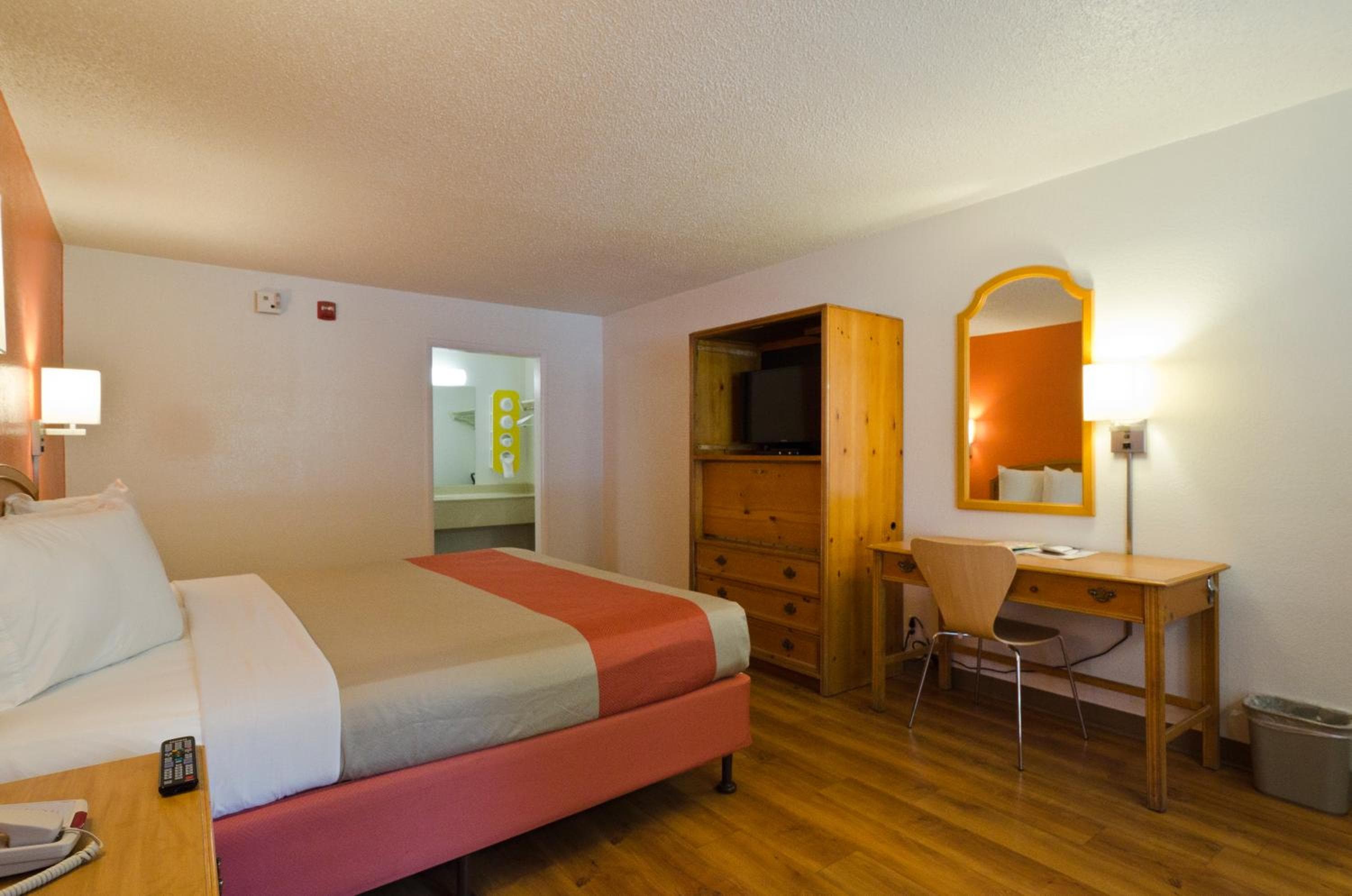 Motel 6-Frederick, MD - Fort Detrick