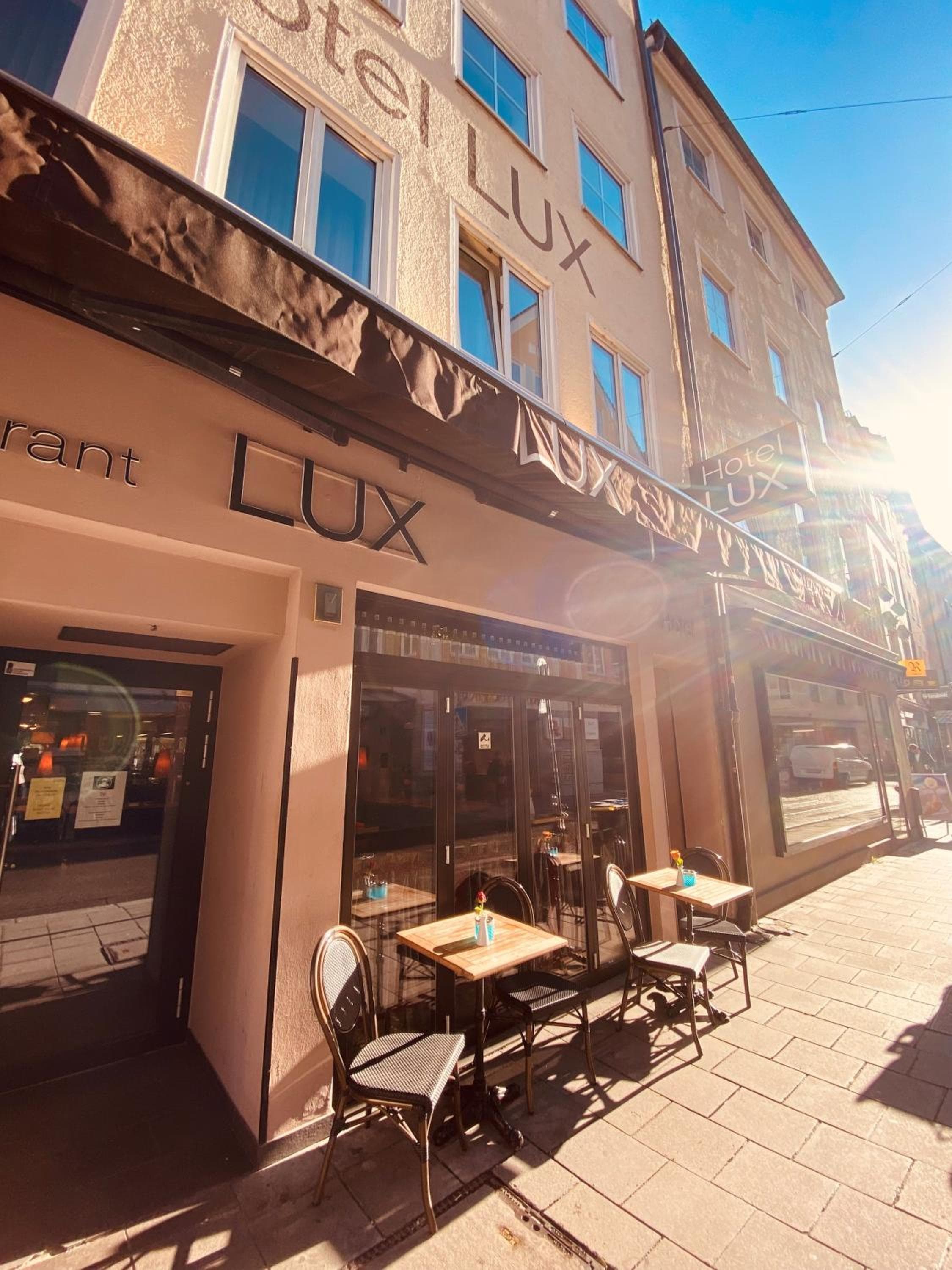 Hotel Lux