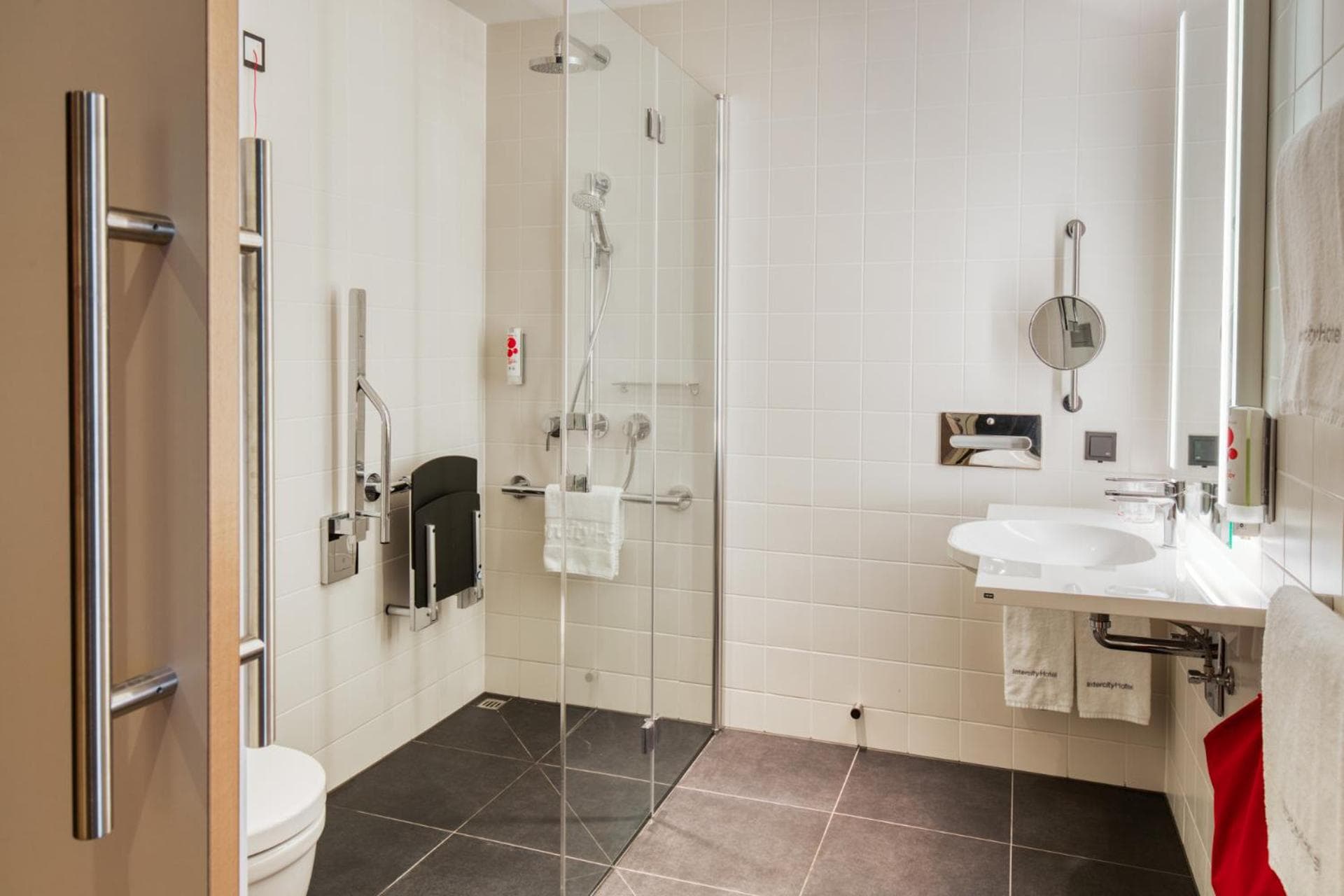 IntercityHotel Amsterdam Schiphol Airport
