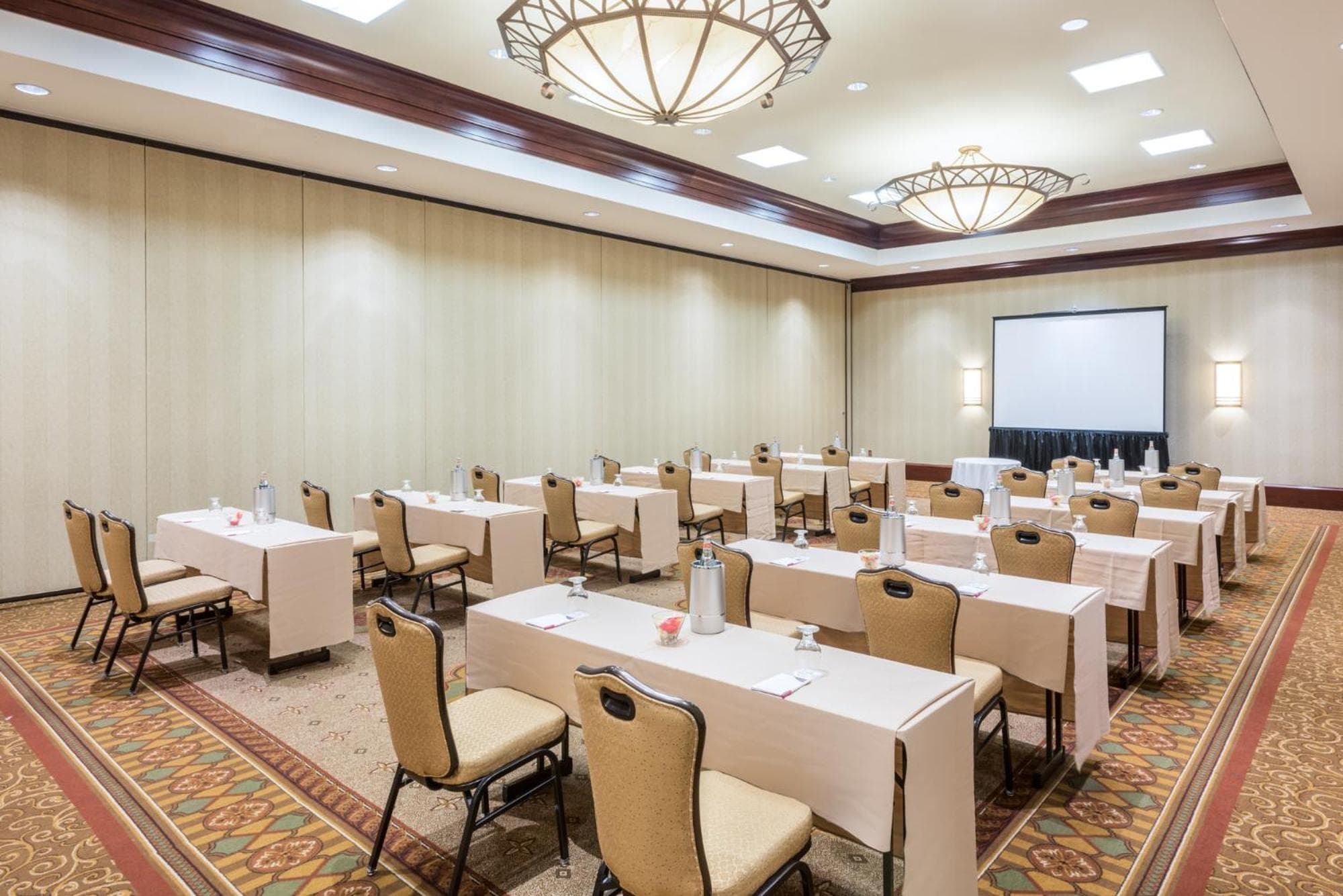 Crowne Plaza Providence-Warwick (Airport) by IHG