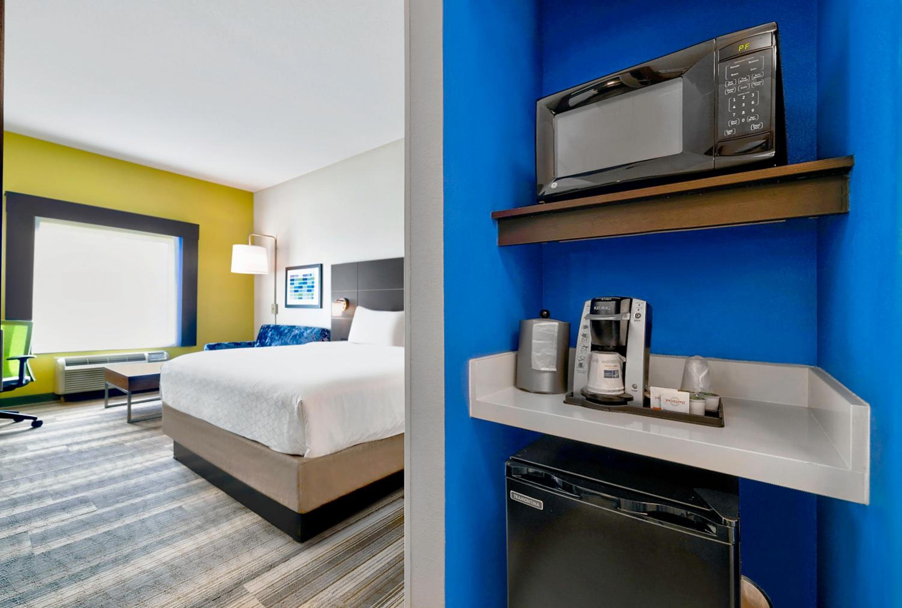 Holiday Inn Express Hotel & Suites Kansas City - Grandview by IHG