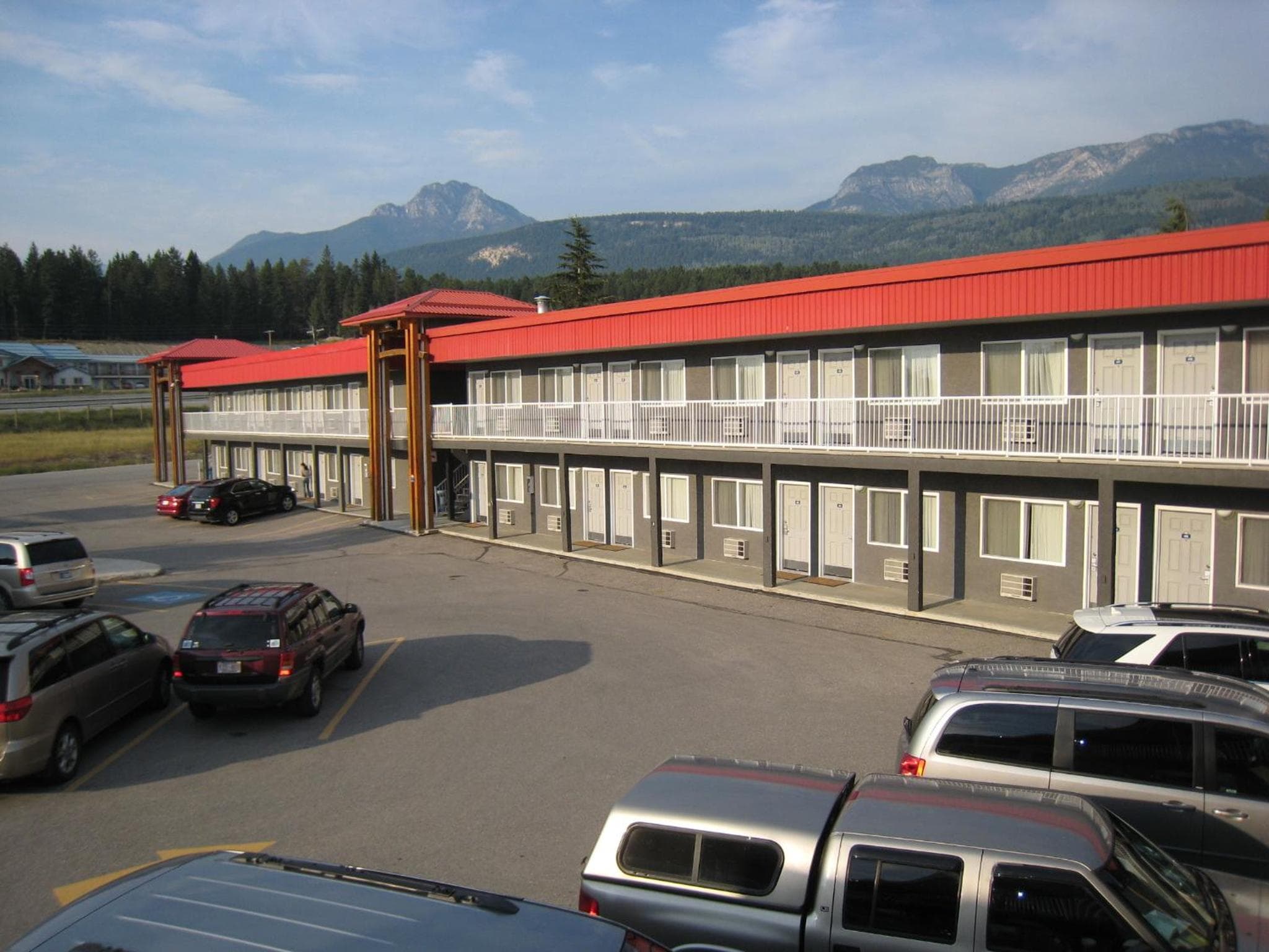 Days Inn by Wyndham Golden