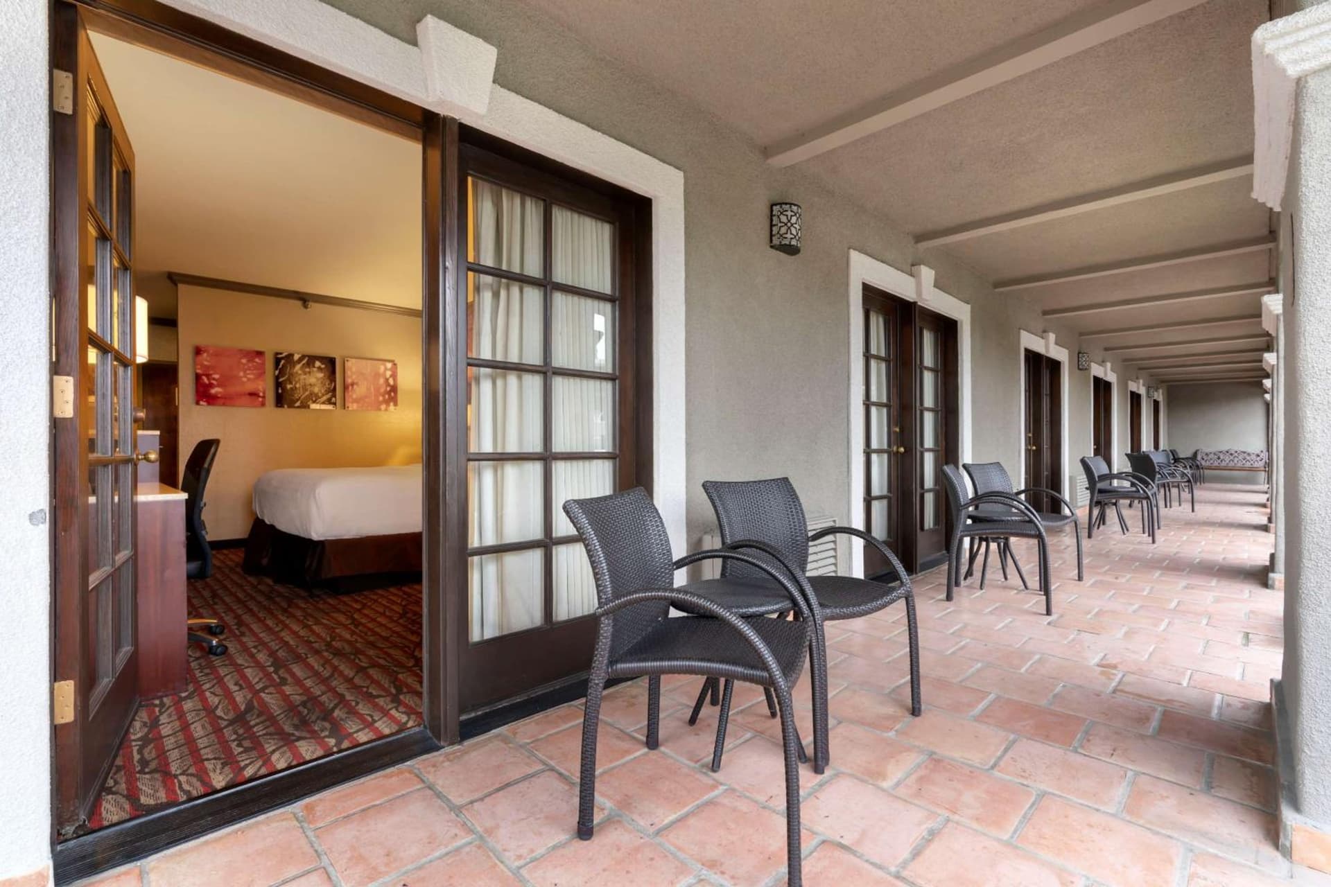 Best Western Plus Brookside Inn