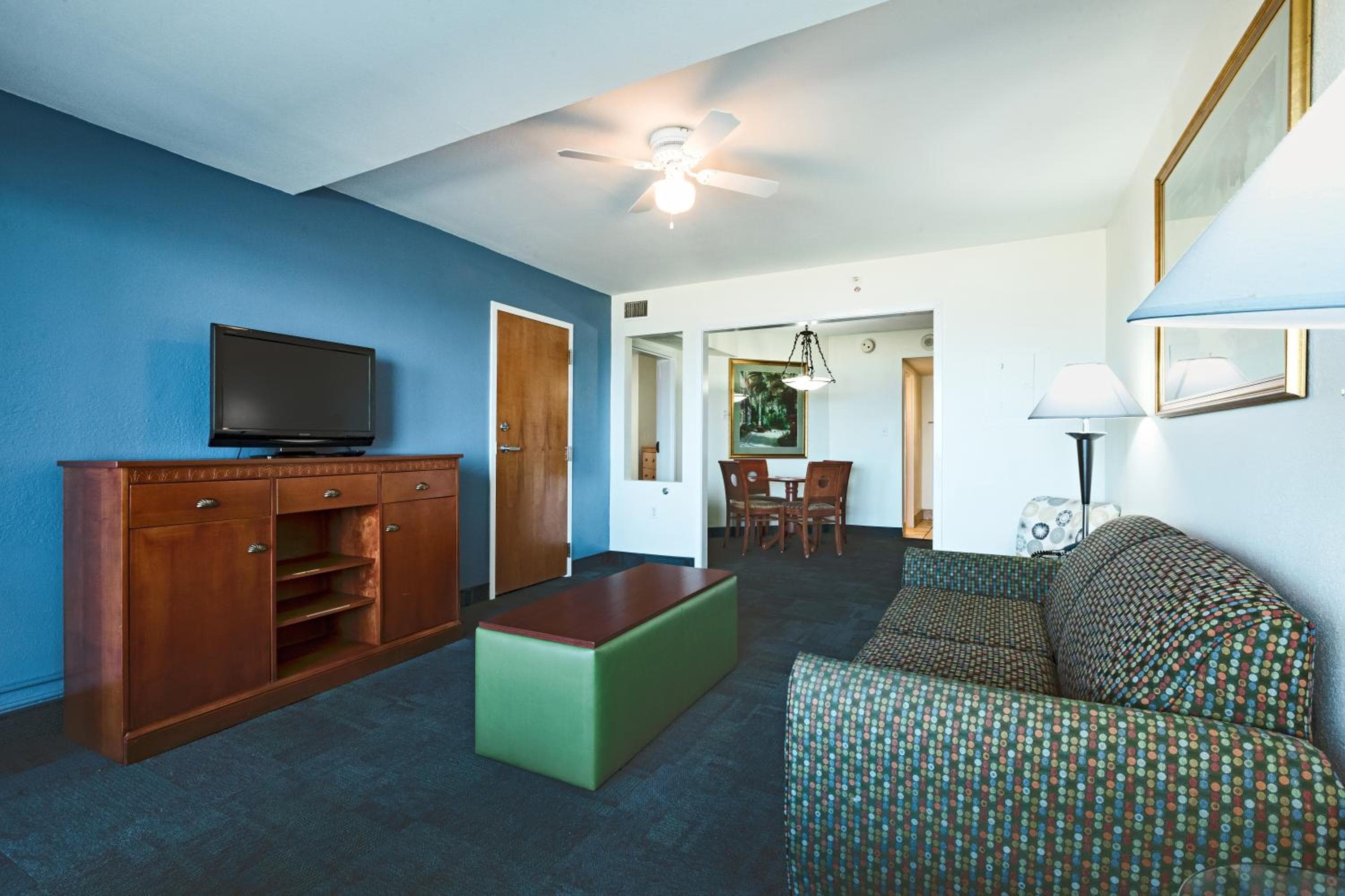 Ocean Sands Resort, Oceanfront, Virginia Beach by Vacatia